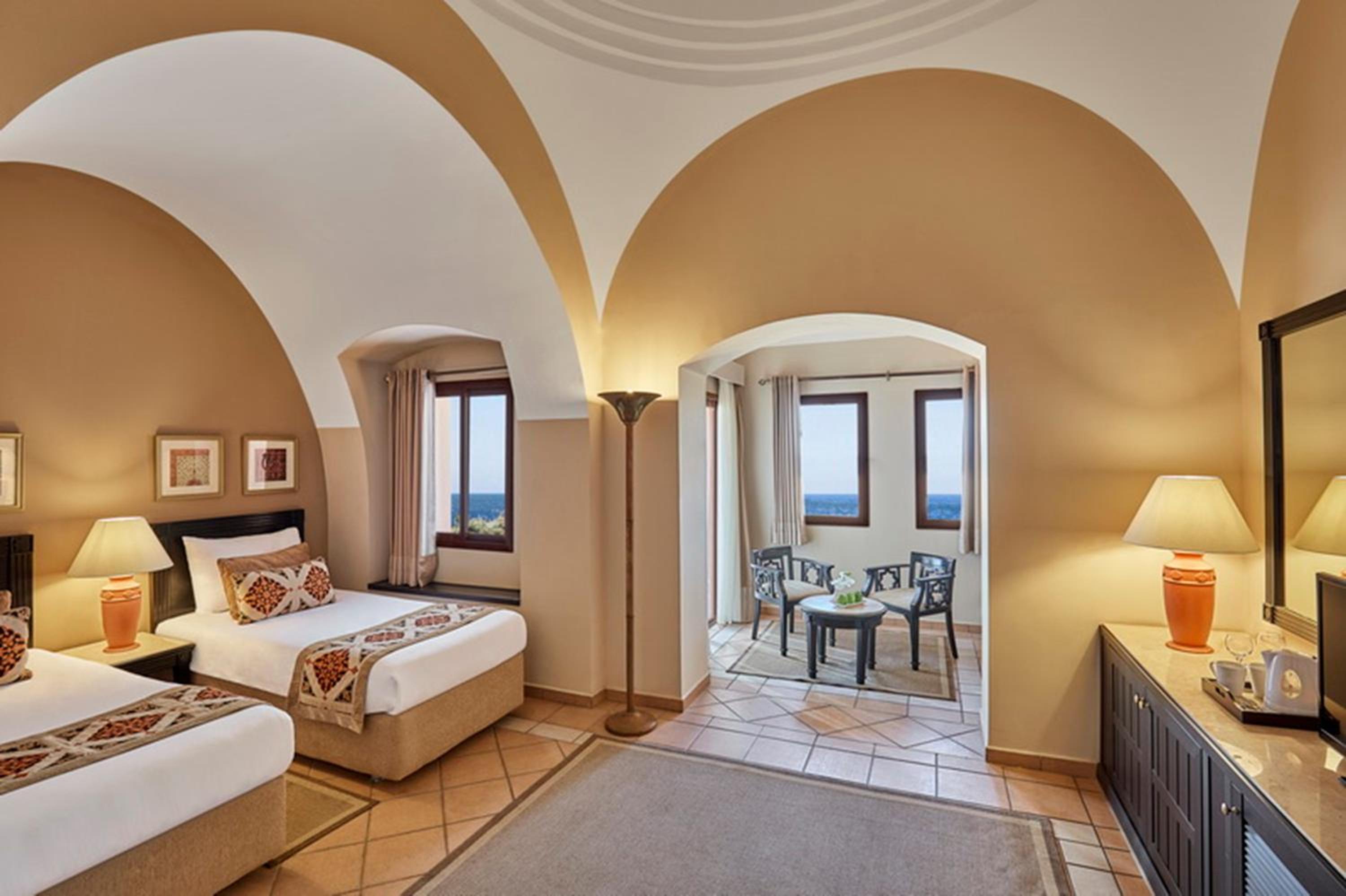 Deluxe, Queen or Twin Bed, Sea View - Photo 2