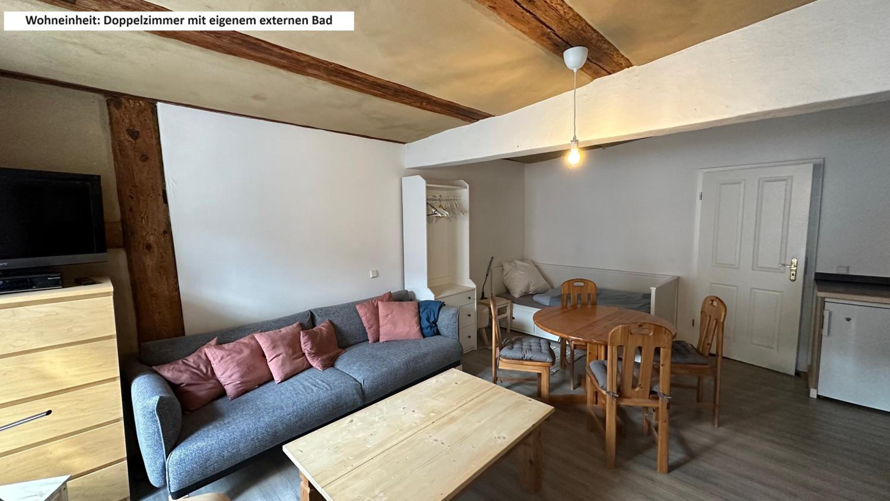 Double Room with Private External Bathroom photo 3