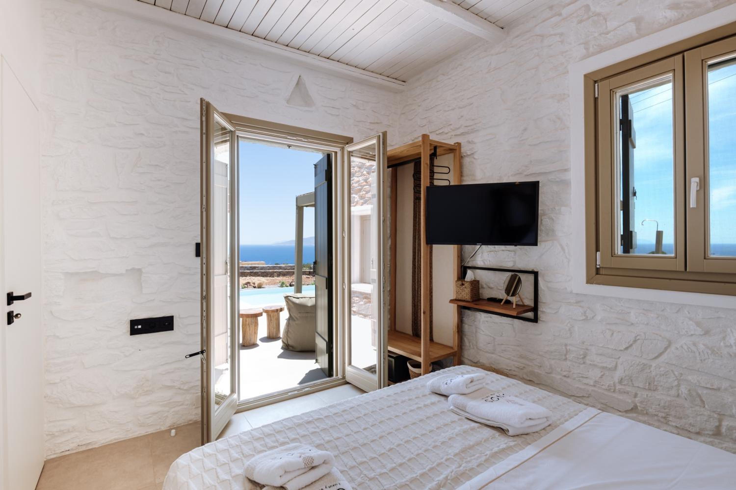 Villa with Private Pool photo 1