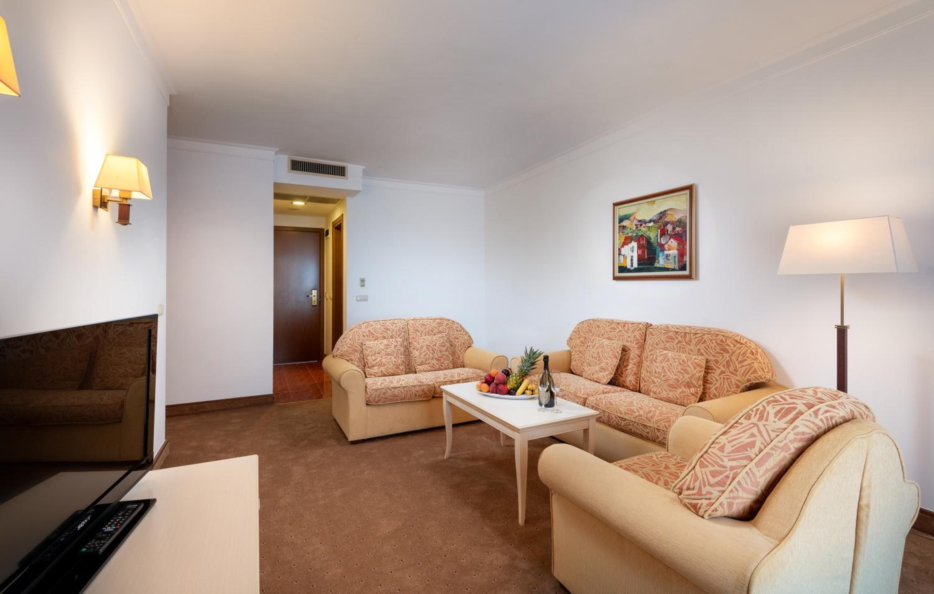 Junior Suite with Sea View - Free Beach Access - Photo 4