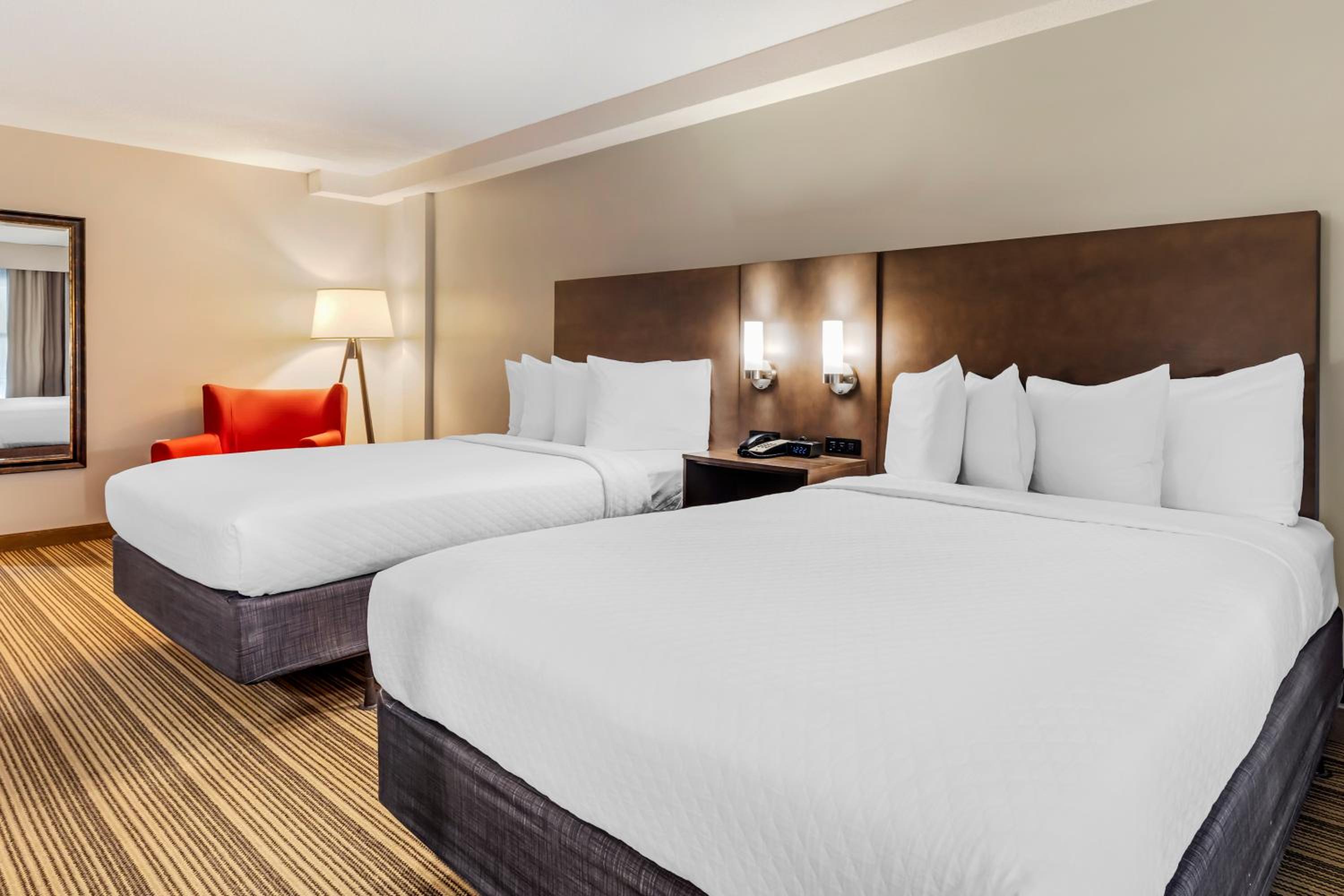 Queen Room with Two Queen Beds - Disability Access with Roll In Shower