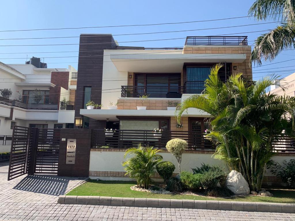 Three-Bedroom Villa photo 2