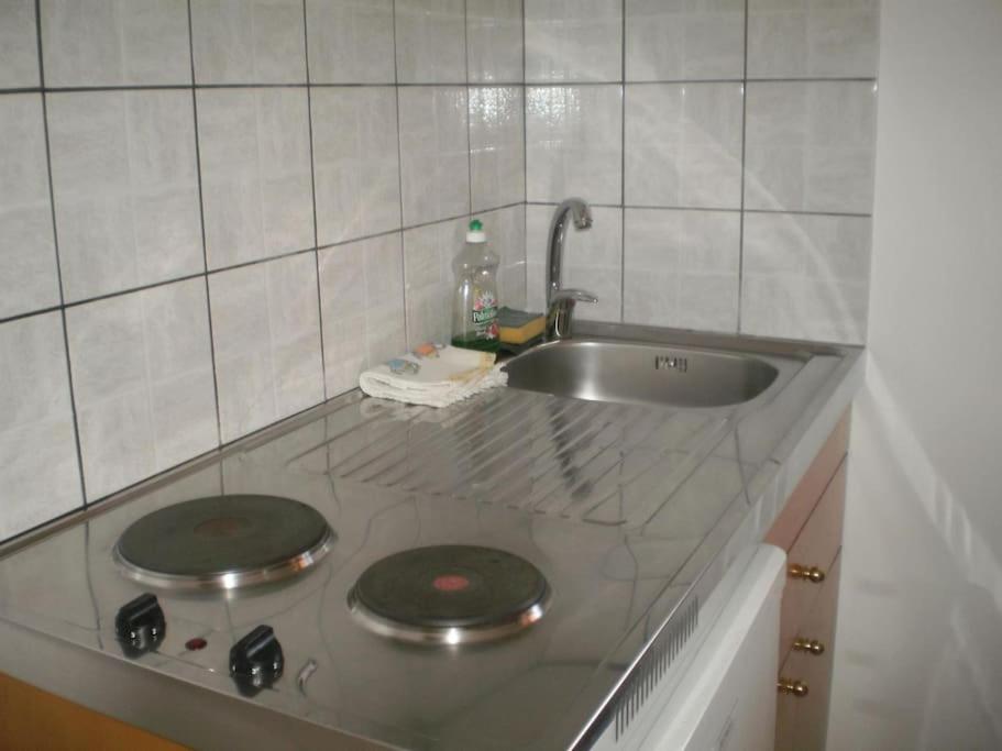 One-Bedroom Apartment photo 3