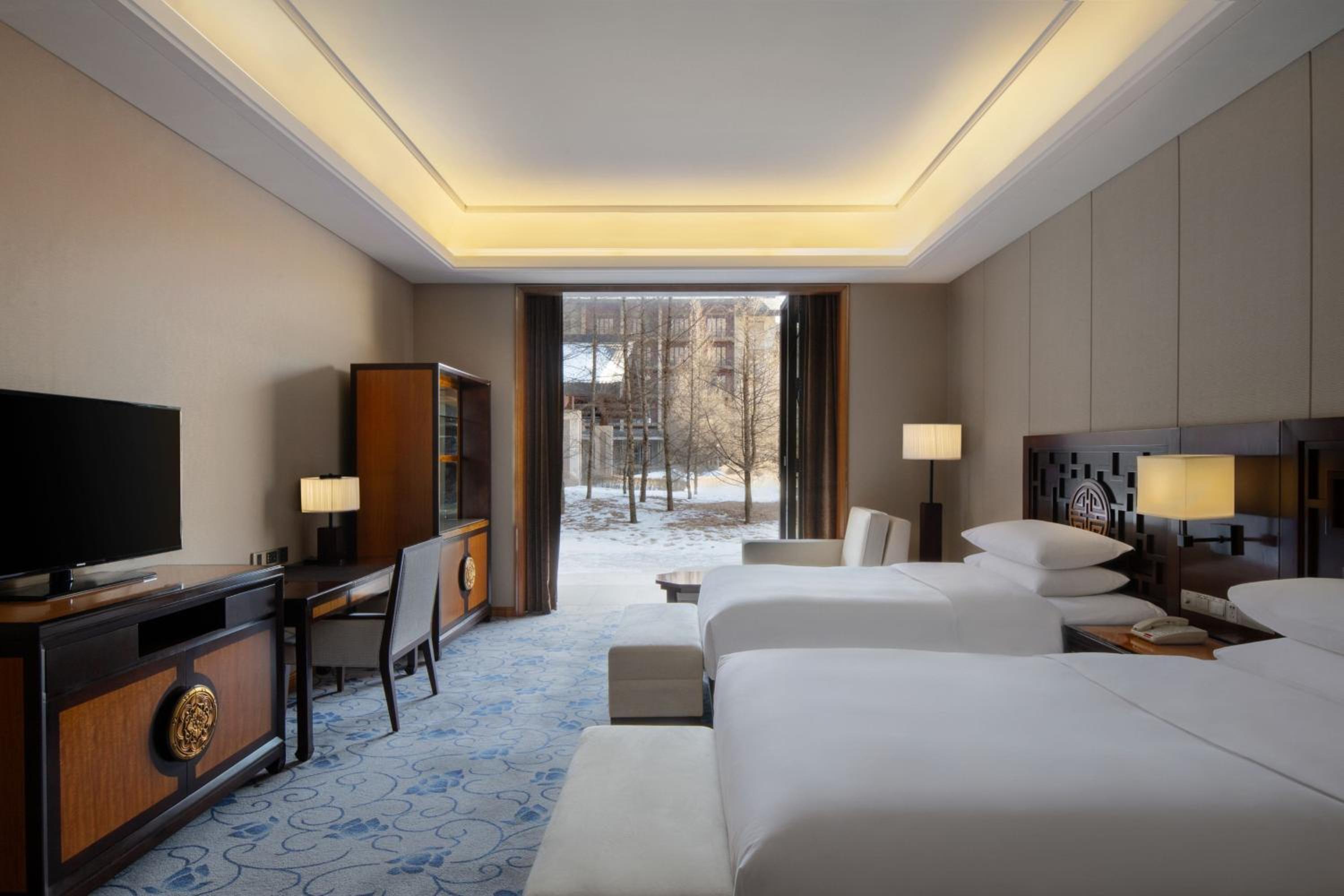 Twin Room with Courtyard View photo 1