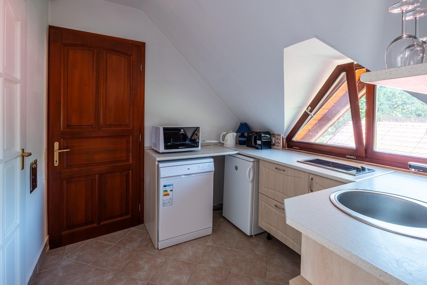 Two-Bedroom Apartment - Photo 8