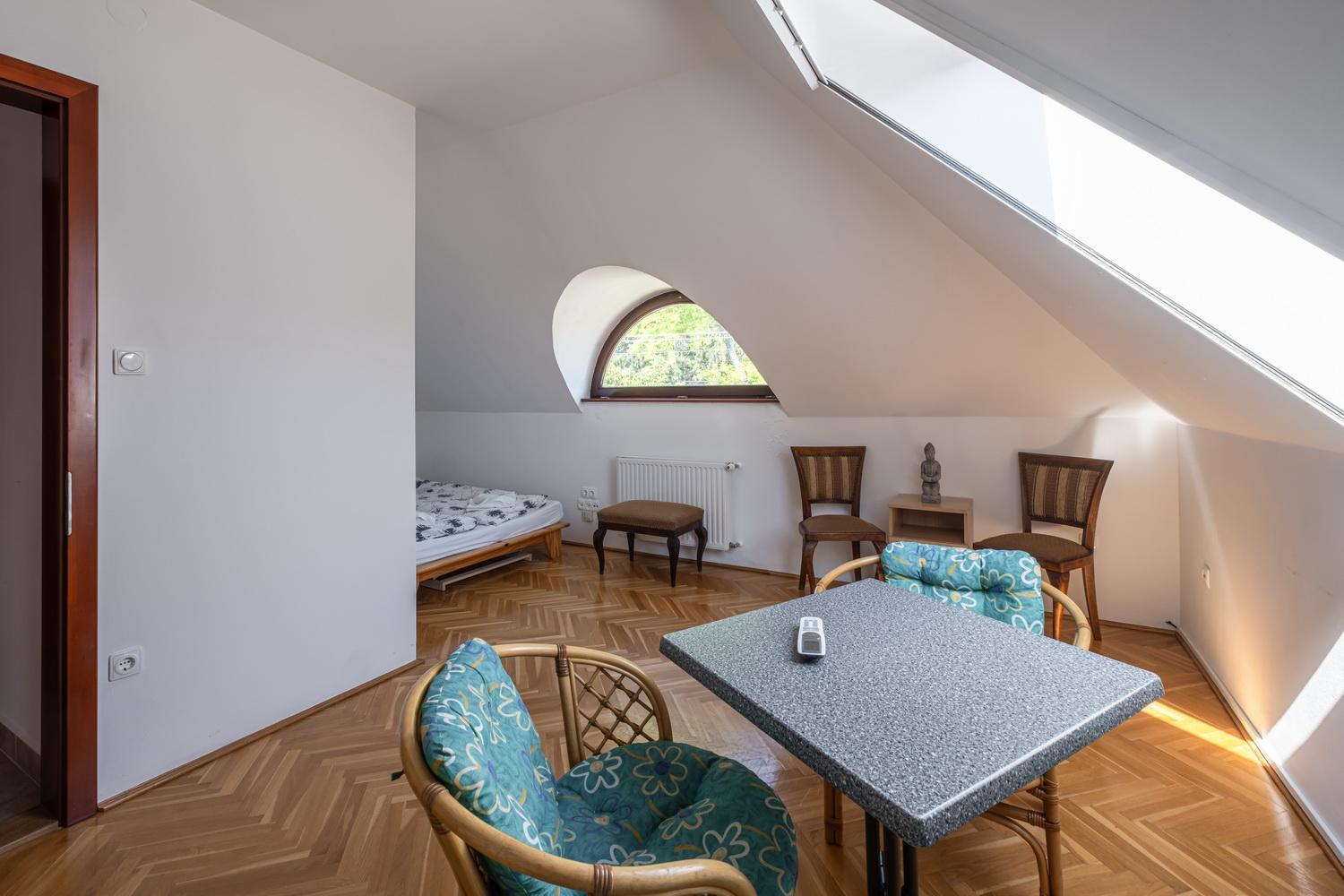 Two-Bedroom Apartment - Photo 3