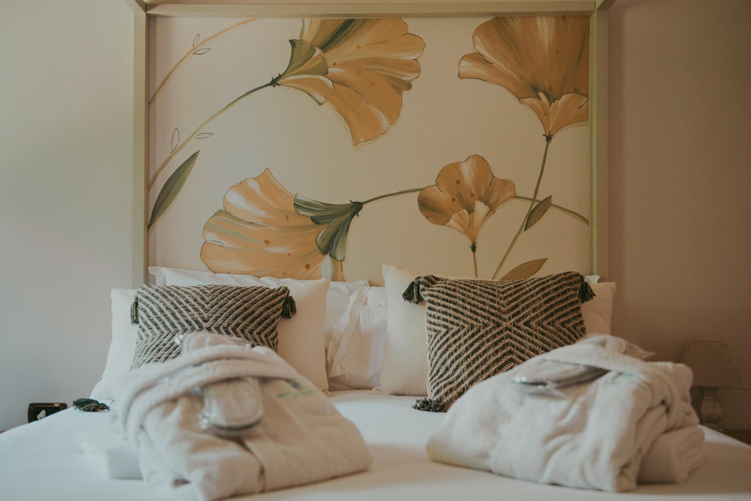 King Room with Garden View photo 2