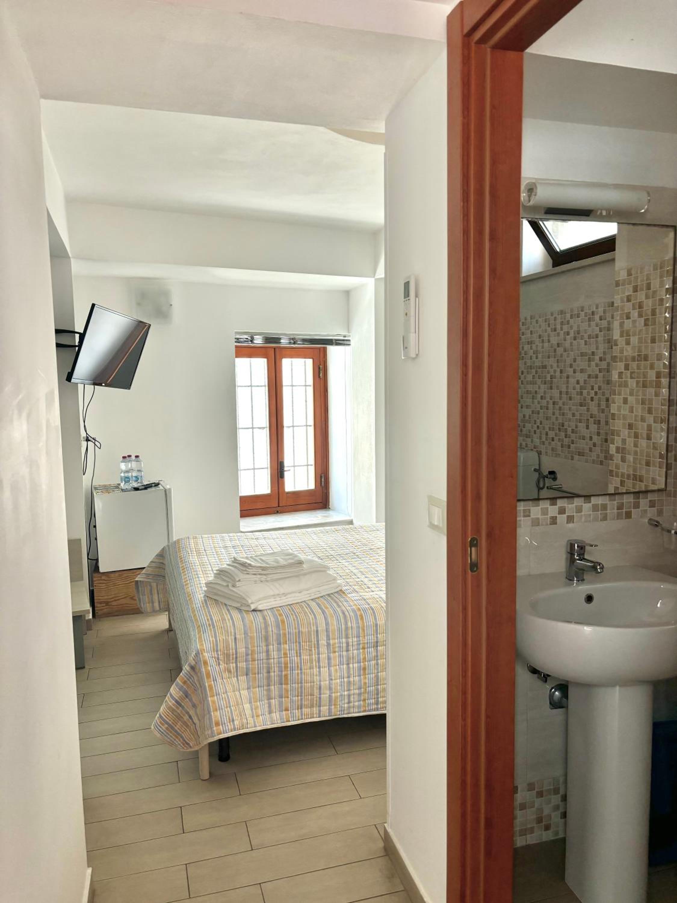 Triple Room photo 3