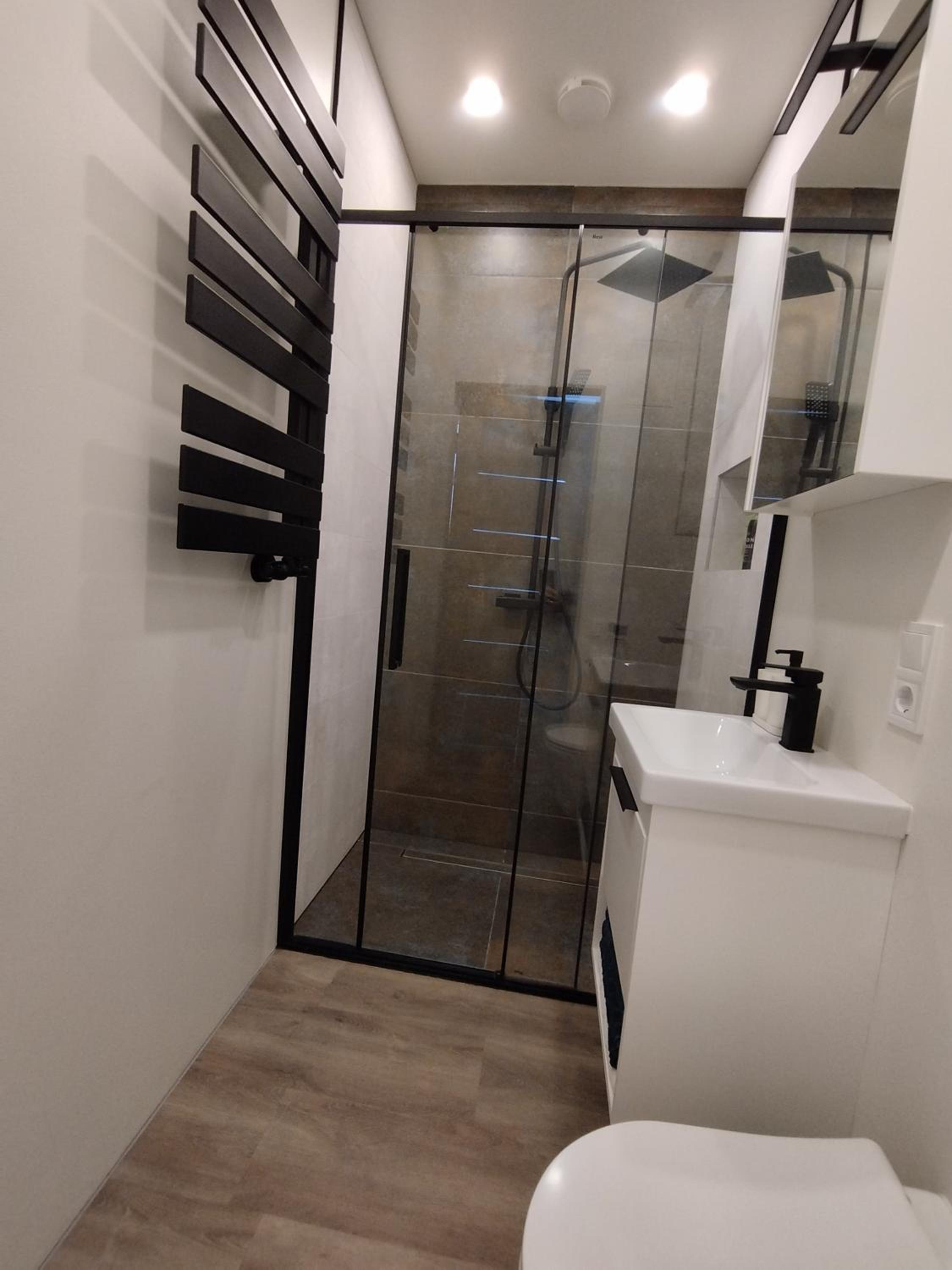 One-Bedroom Apartment - Photo 19
