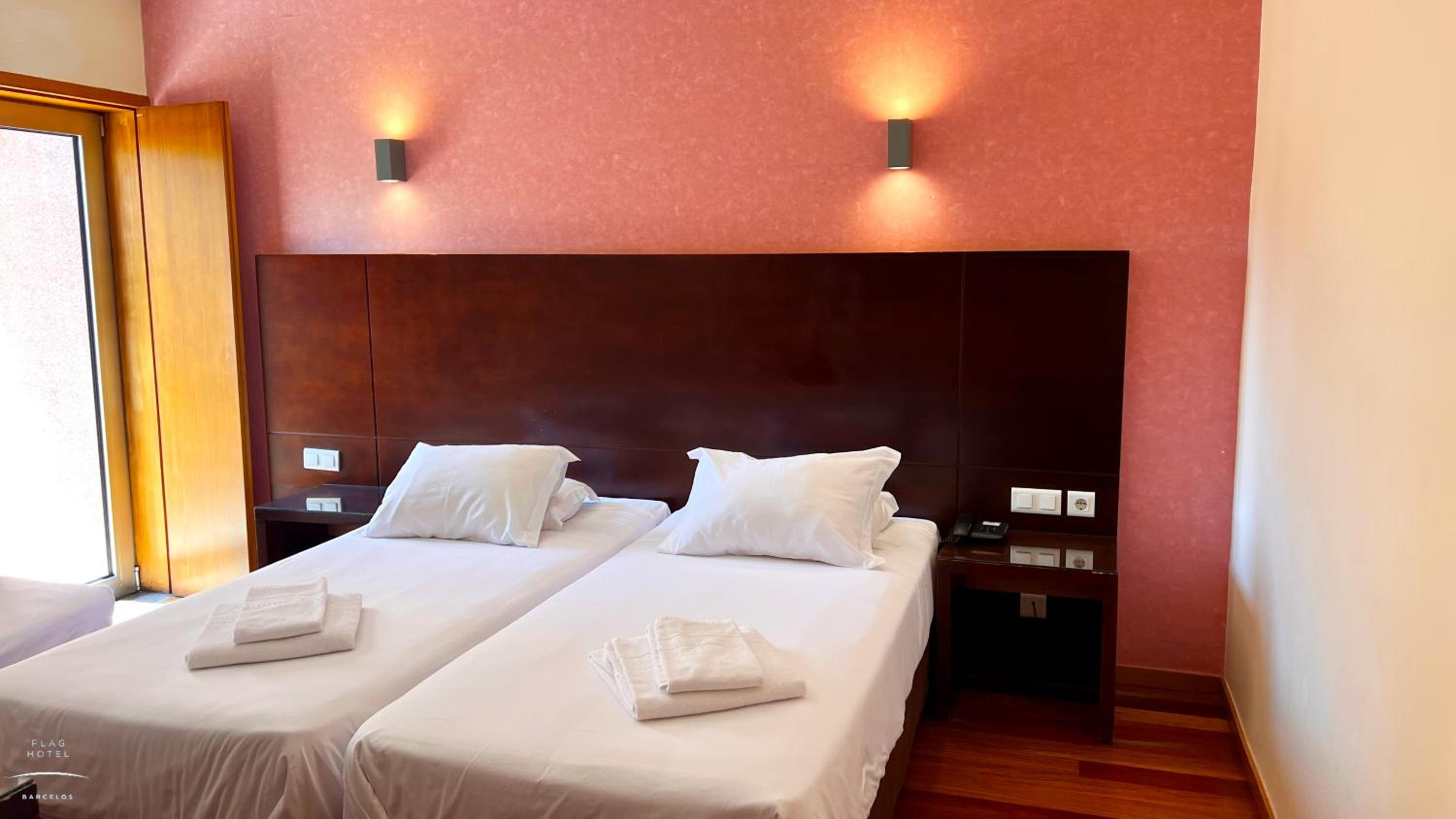 Twin Room - Photo 3