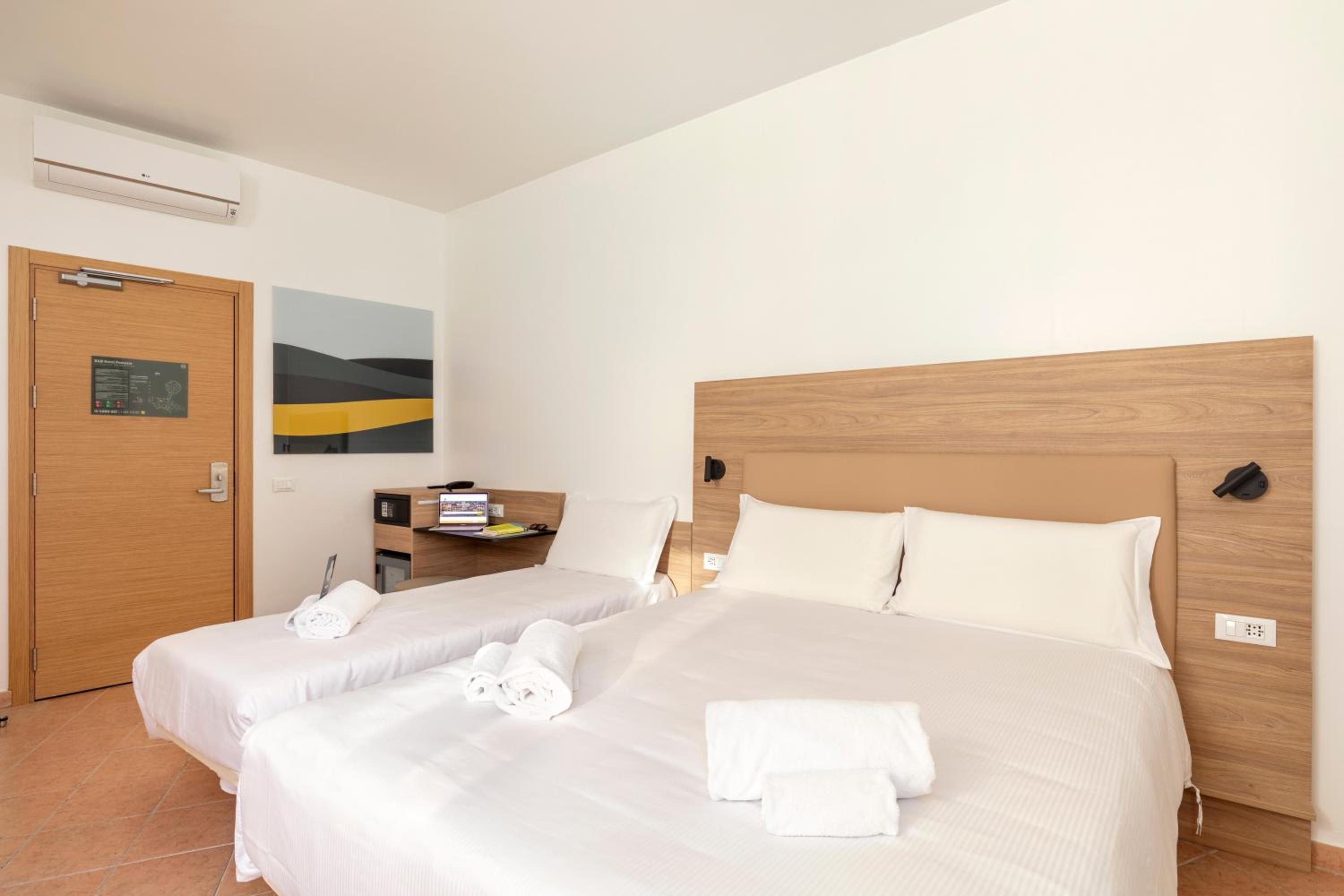 Triple Room - Photo 1