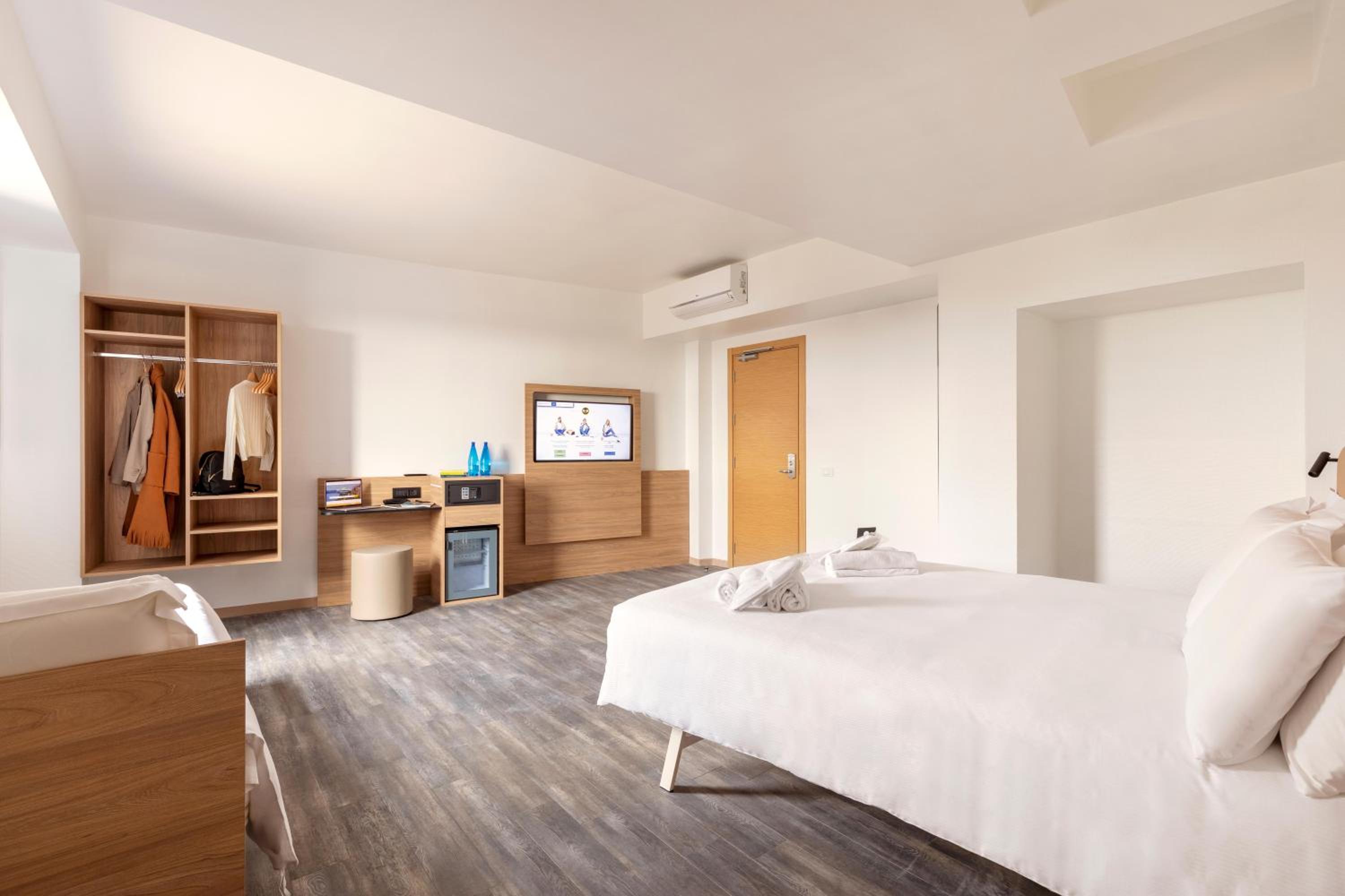 Superior Triple Room - Photo 6