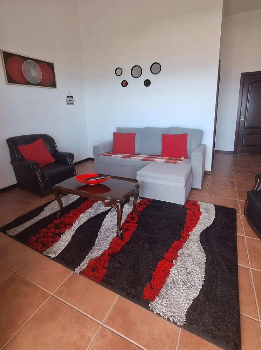 Apartment with Balcony photo 2