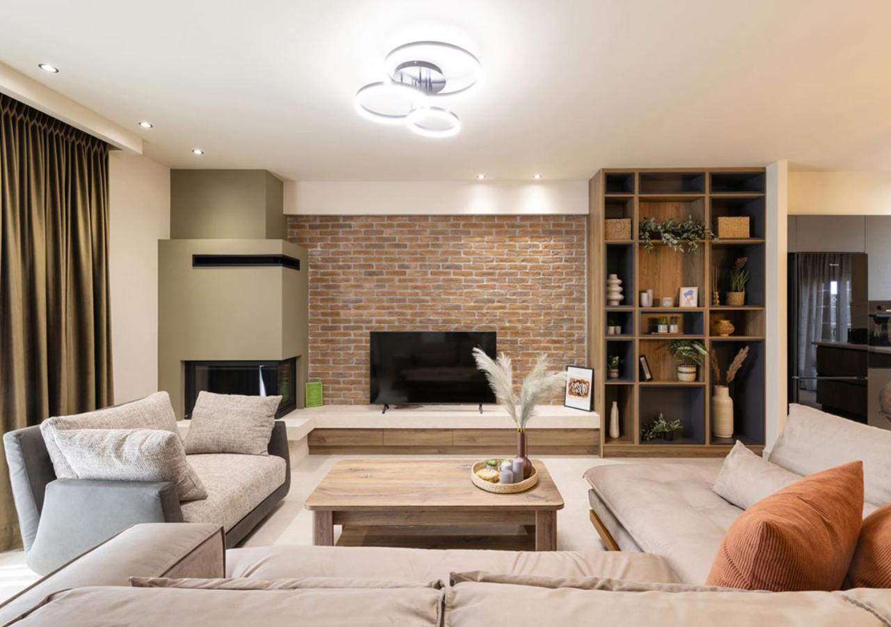 Villa photo 2