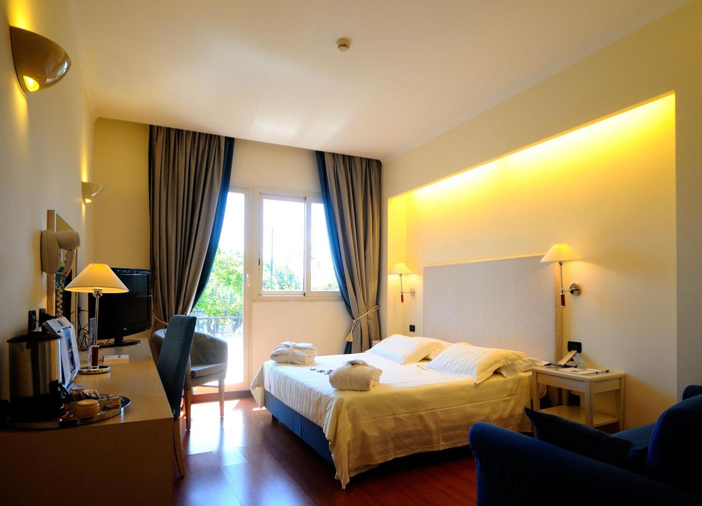 Superior King Room