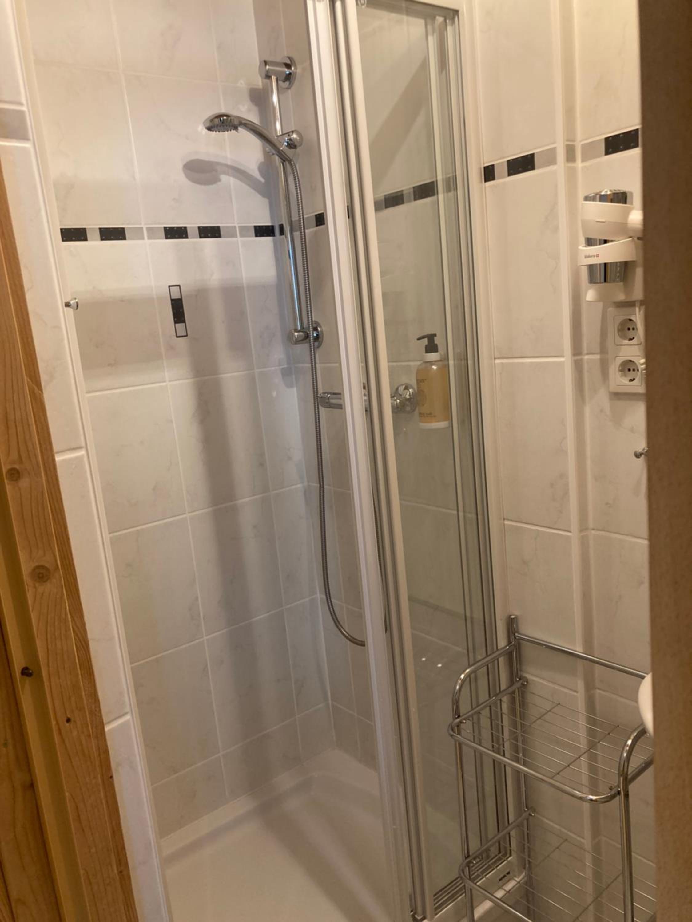 Single Room with Shower photo 3