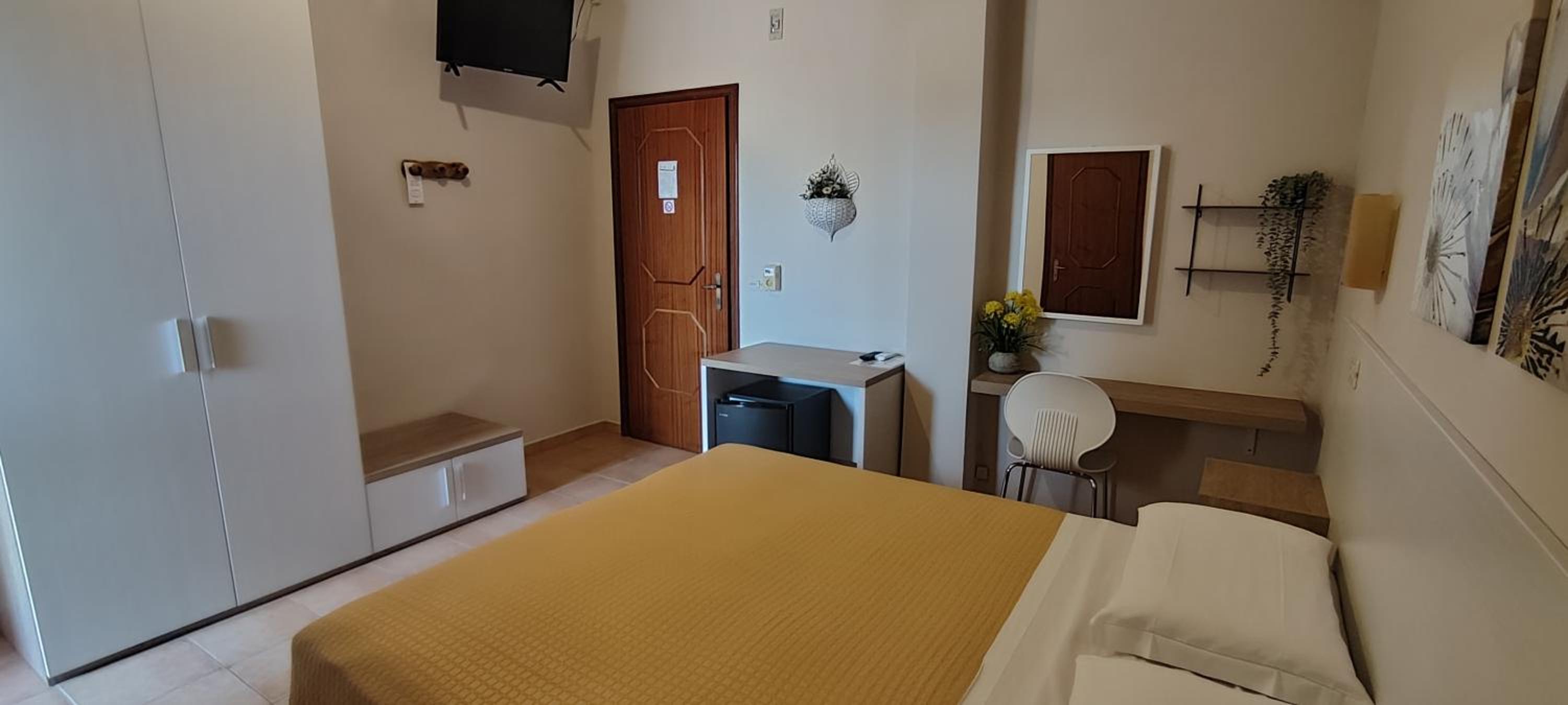Double or Twin Room photo 1