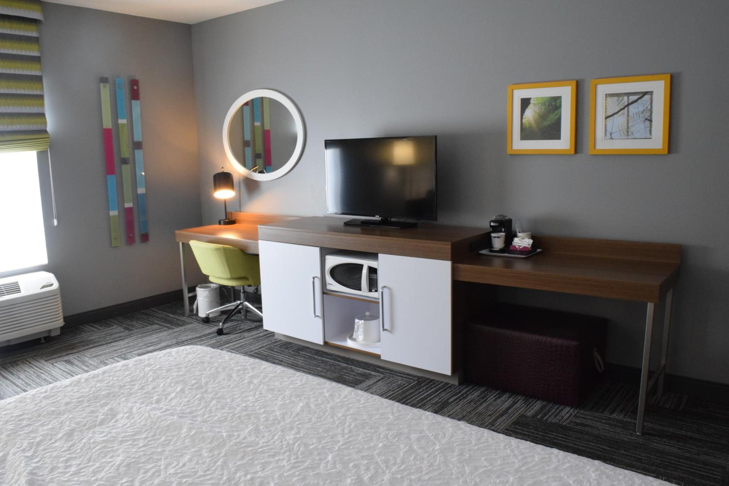 King Room - Hearing Access/Non-Smoking photo 1