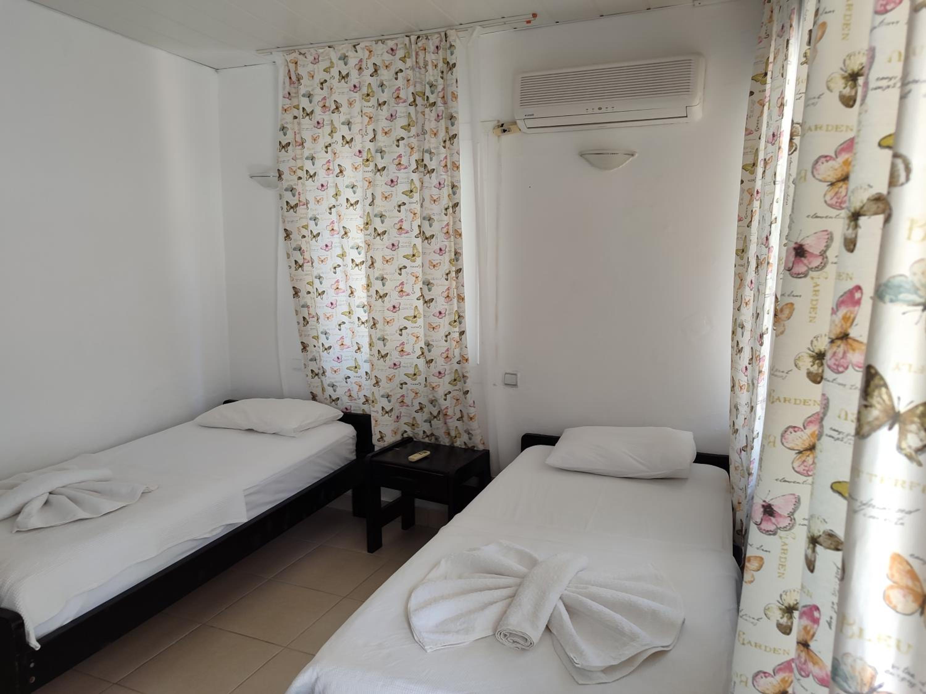 Double Room with Private Bathroom photo 1