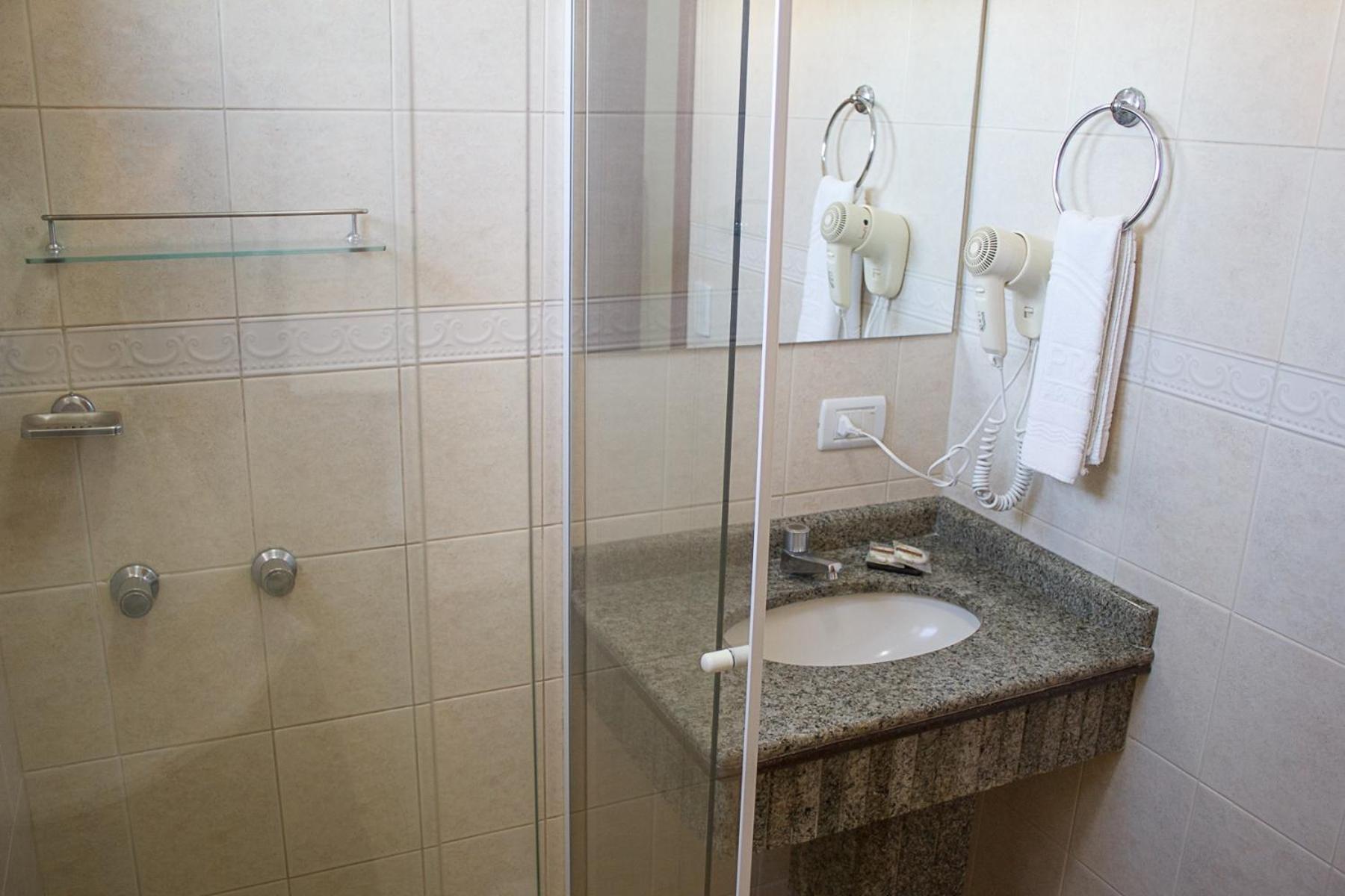 Double Room - Photo 4