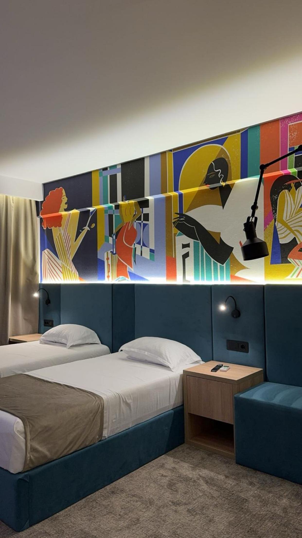 Superior Twin Room photo 2