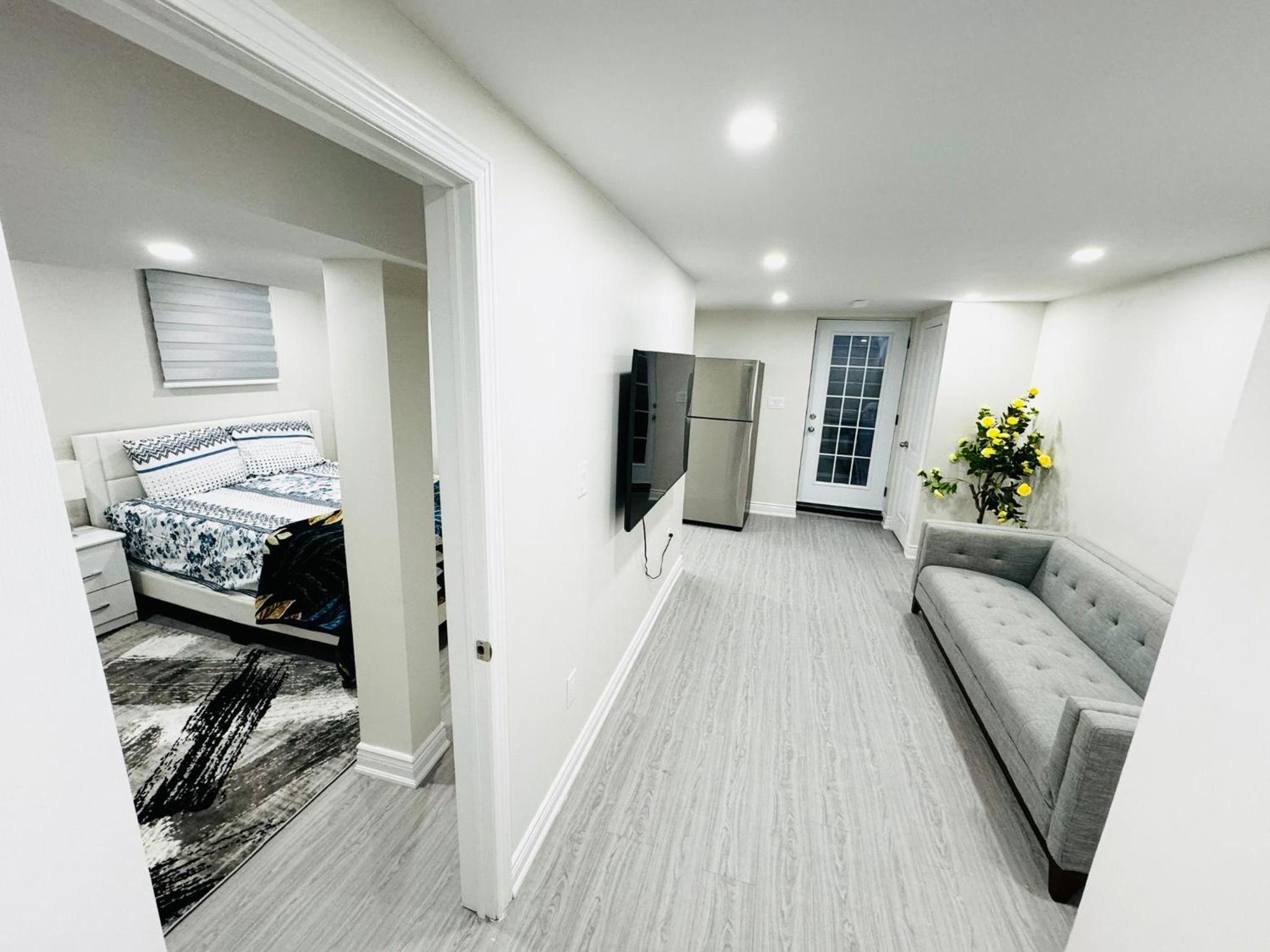 Family Room photo 3