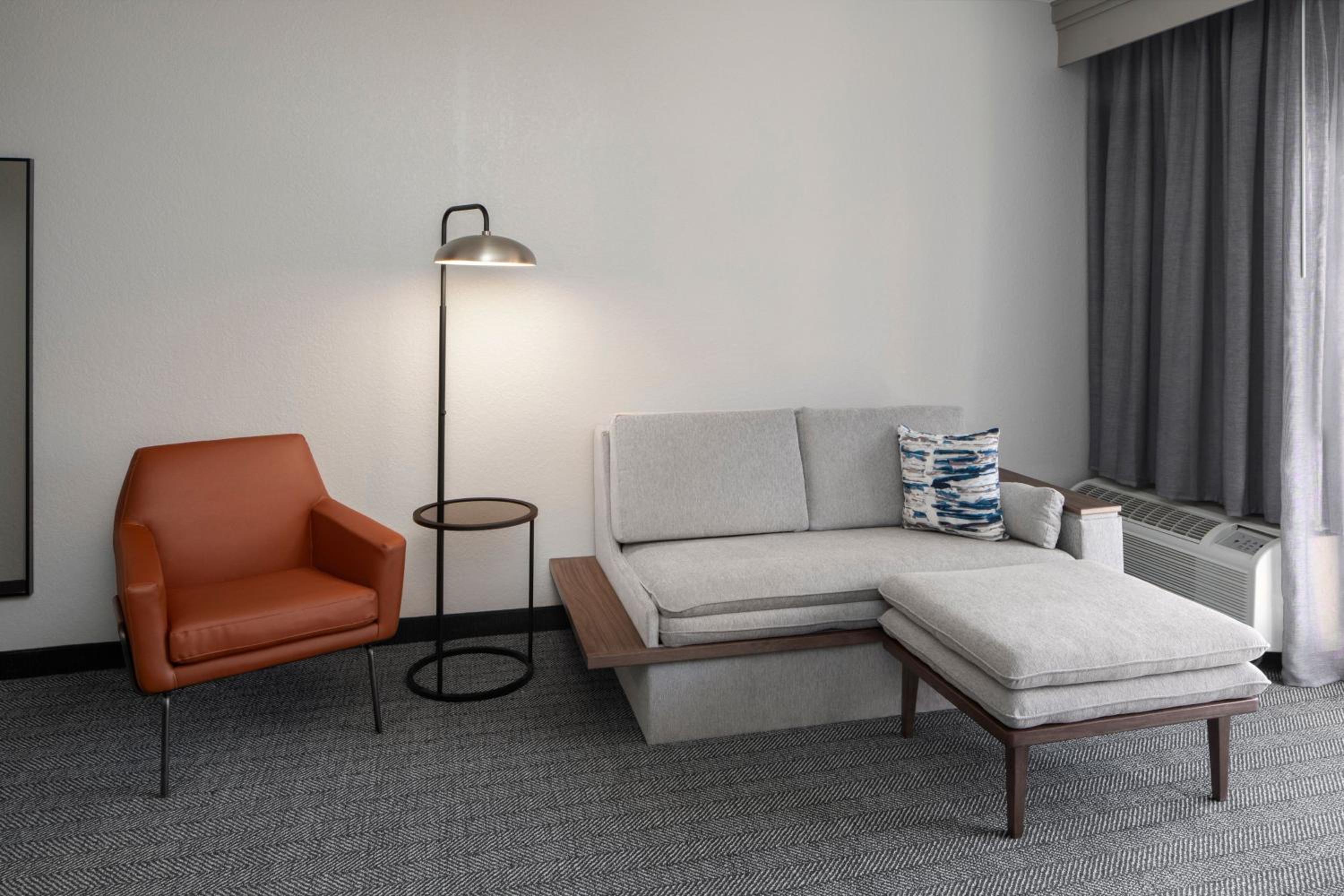  One bedroom King Suite with Sofa Bed  - Photo 7