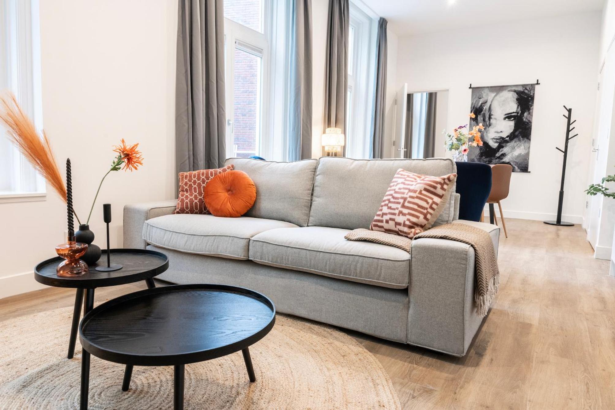 Apartment photo 1