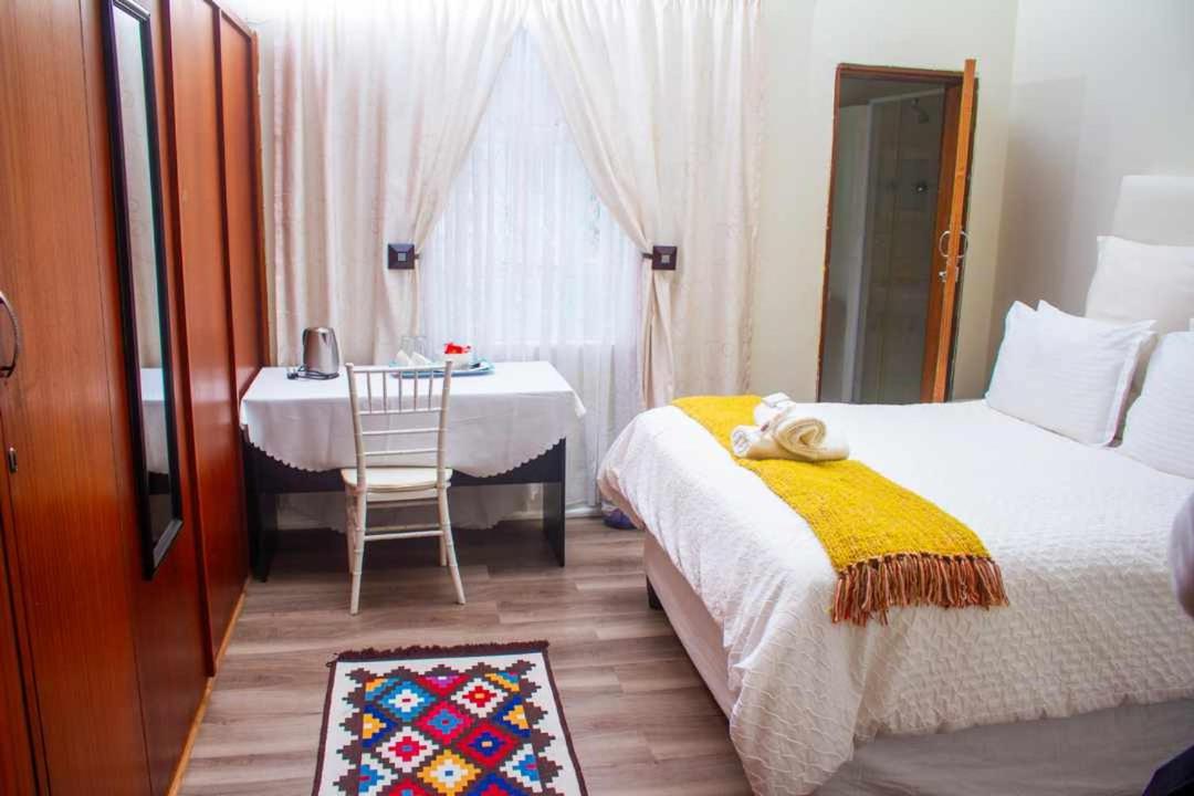 Double Room photo 1