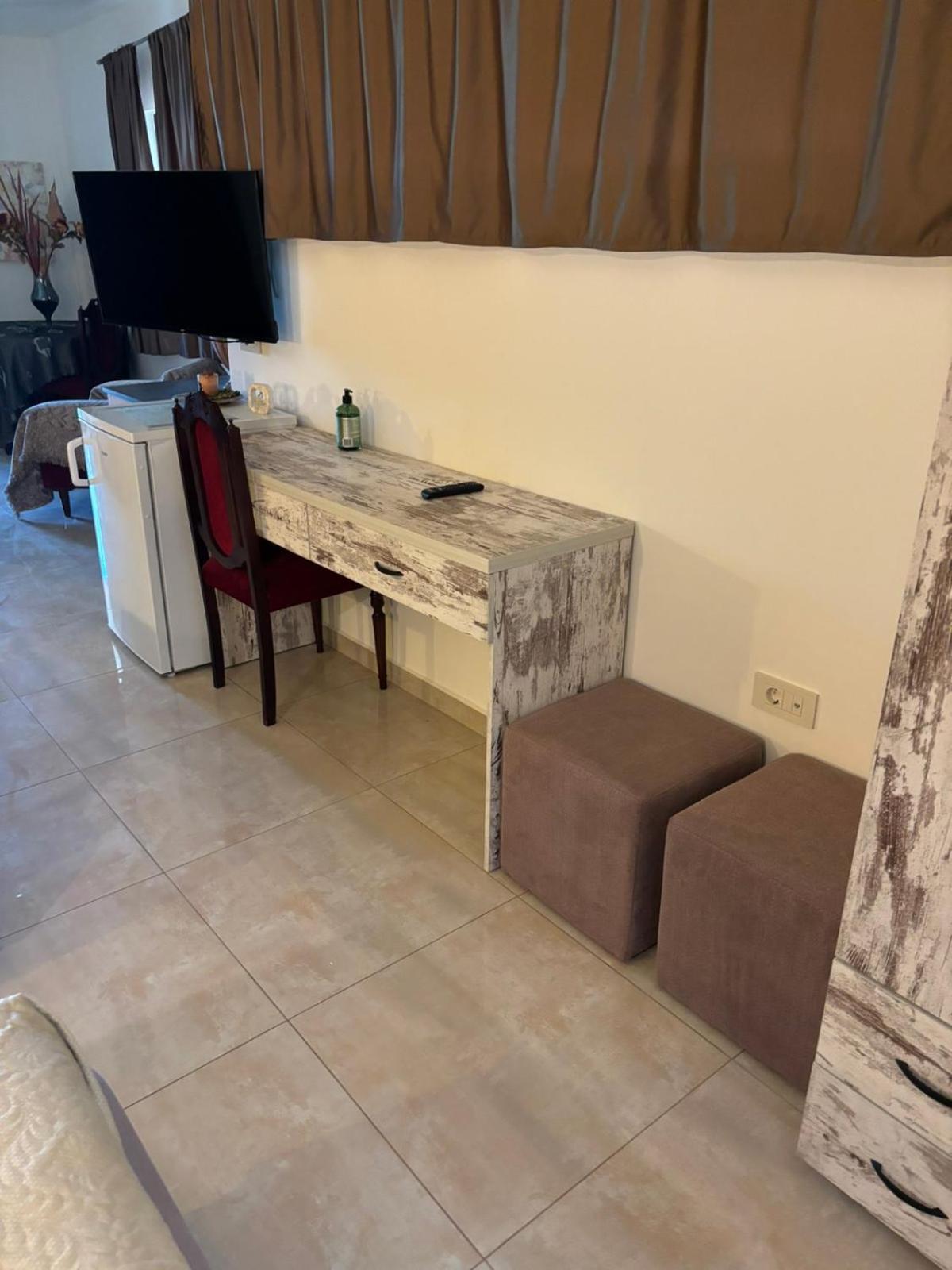 Ground Floor Apartment with Private Garden  photo 3