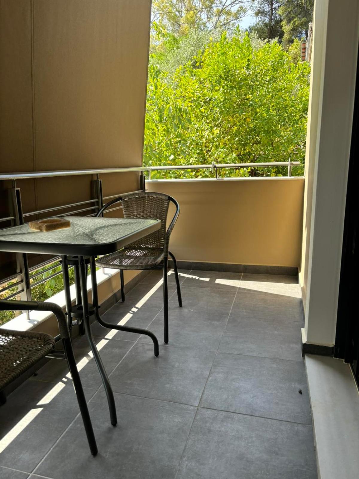 One-Bedroom Apartment - Photo 17