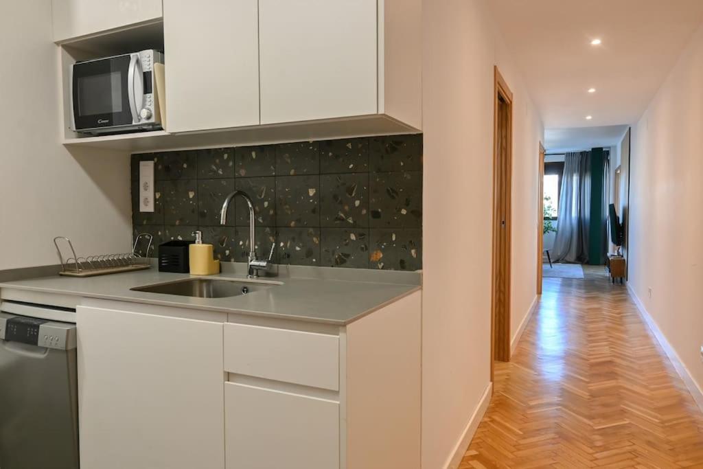 Two-Bedroom Apartment photo 2
