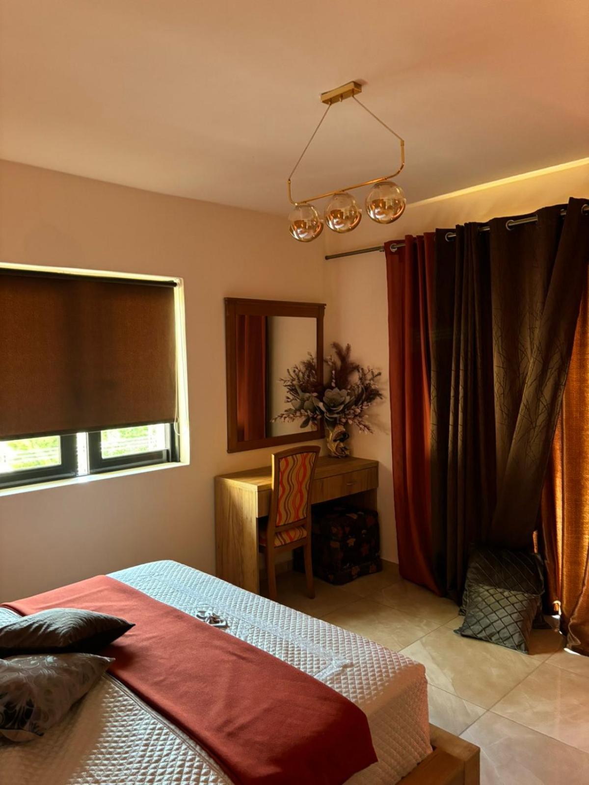 Apartment with Panoramic View and Balcony  photo 1