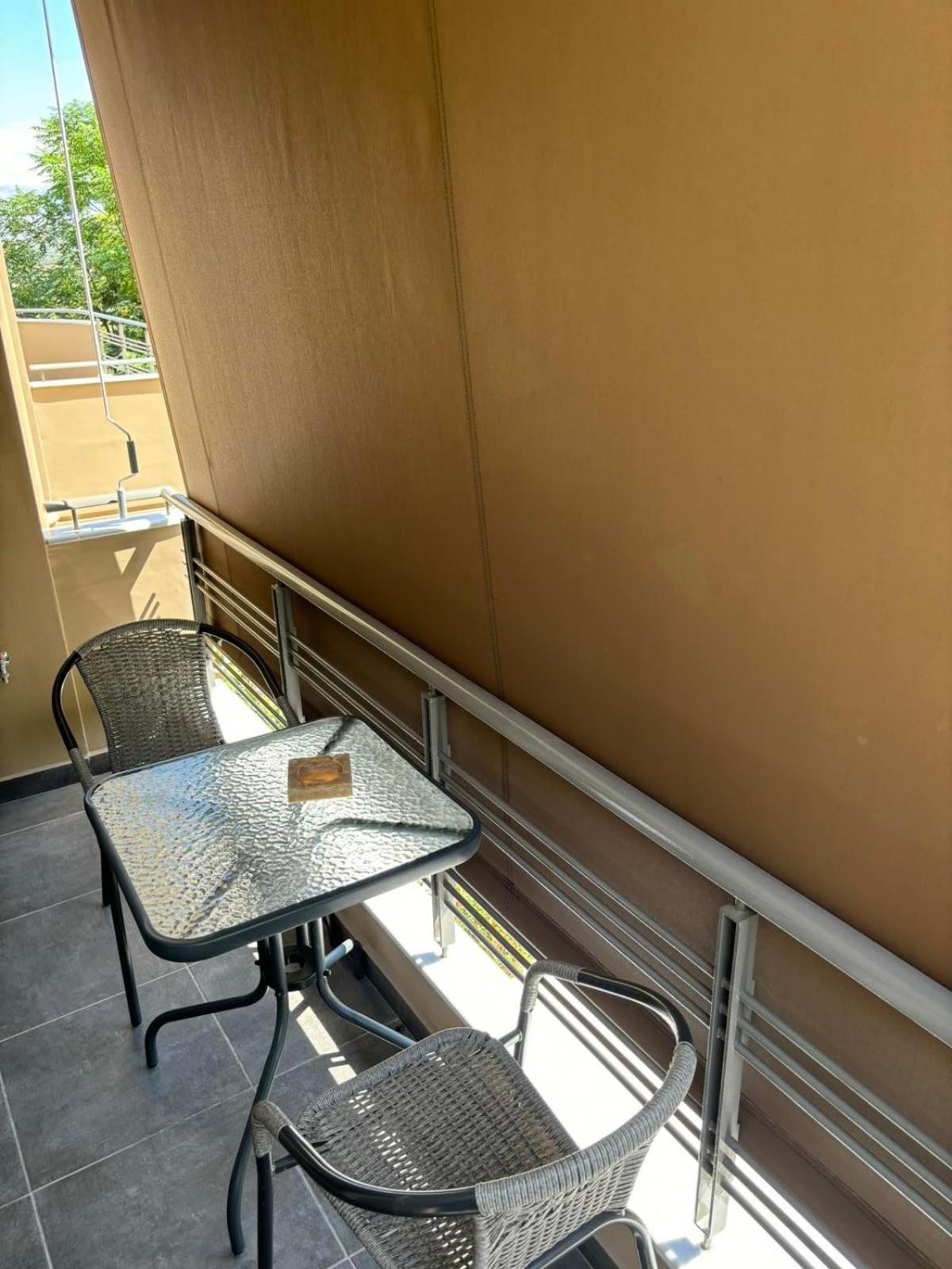 One-Bedroom Apartment - Photo 18