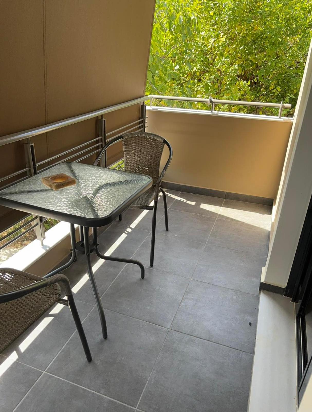 One-Bedroom Apartment - Photo 22