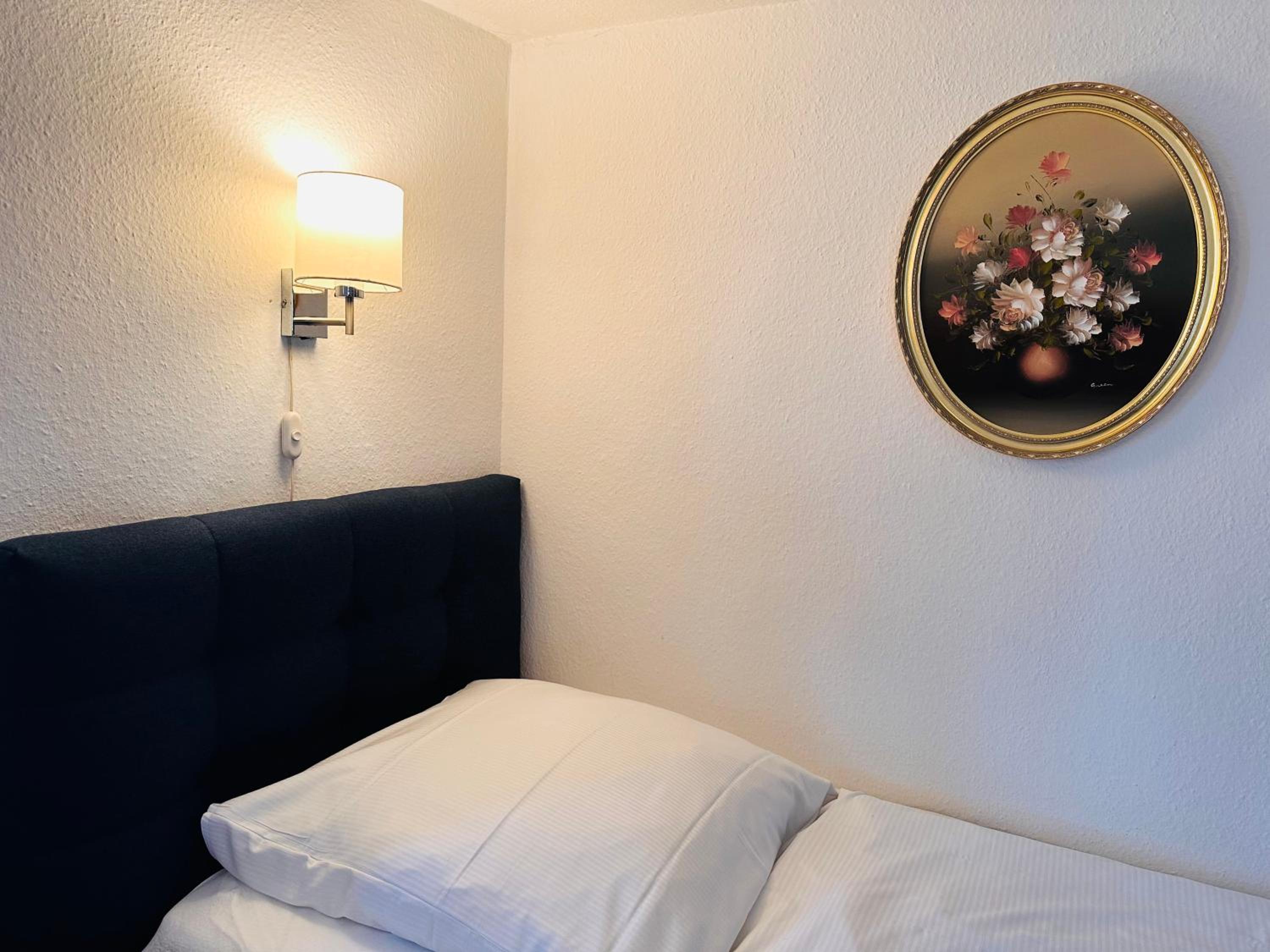 Twin Room with Rhine River View - Photo 6