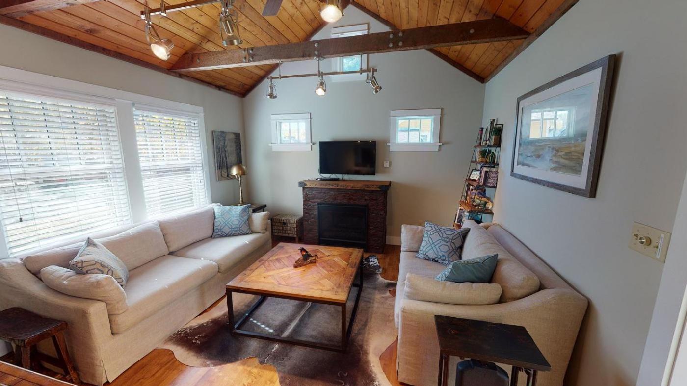 Two-Bedroom Holiday Home photo 1