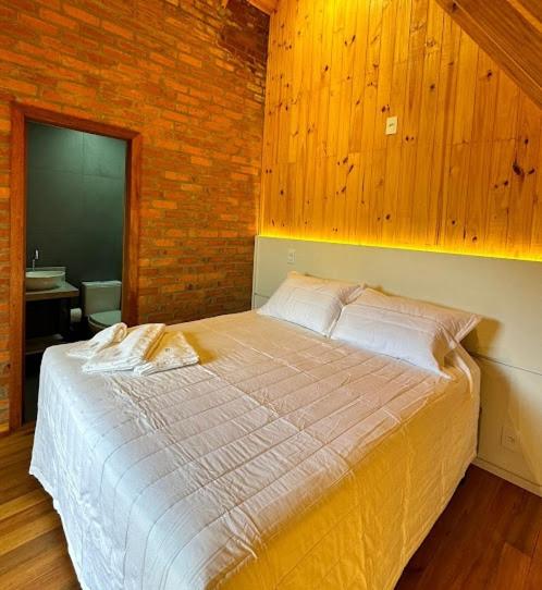 Double Room with Lake View photo 3