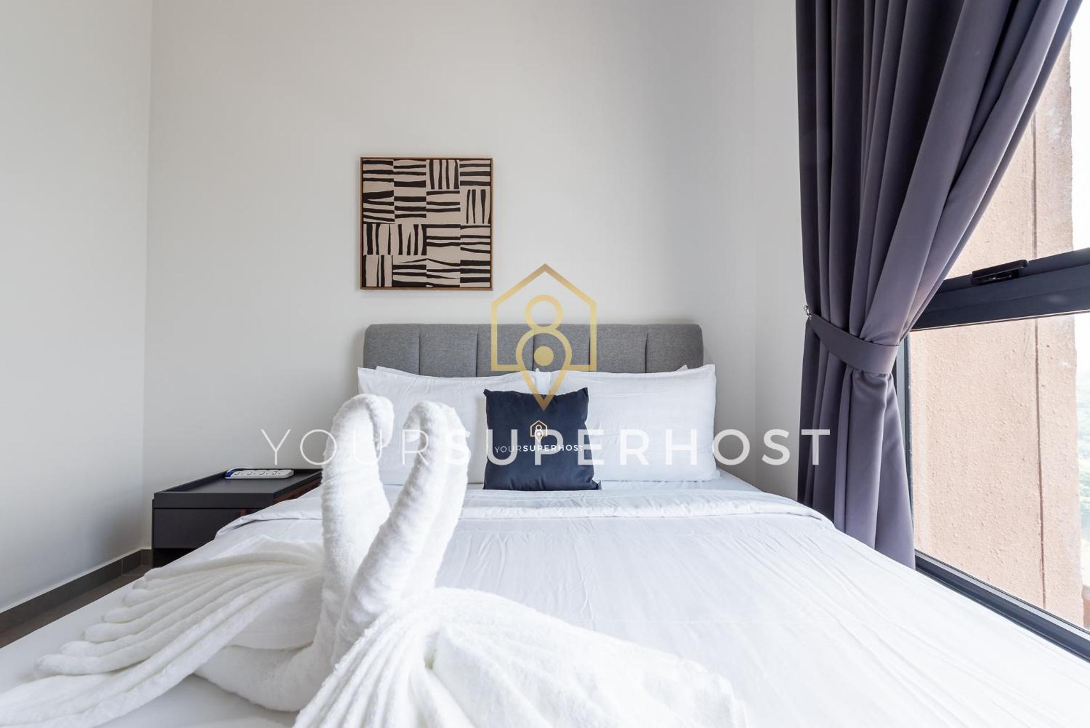 Two-Bedroom Deluxe Apartment - Photo 13