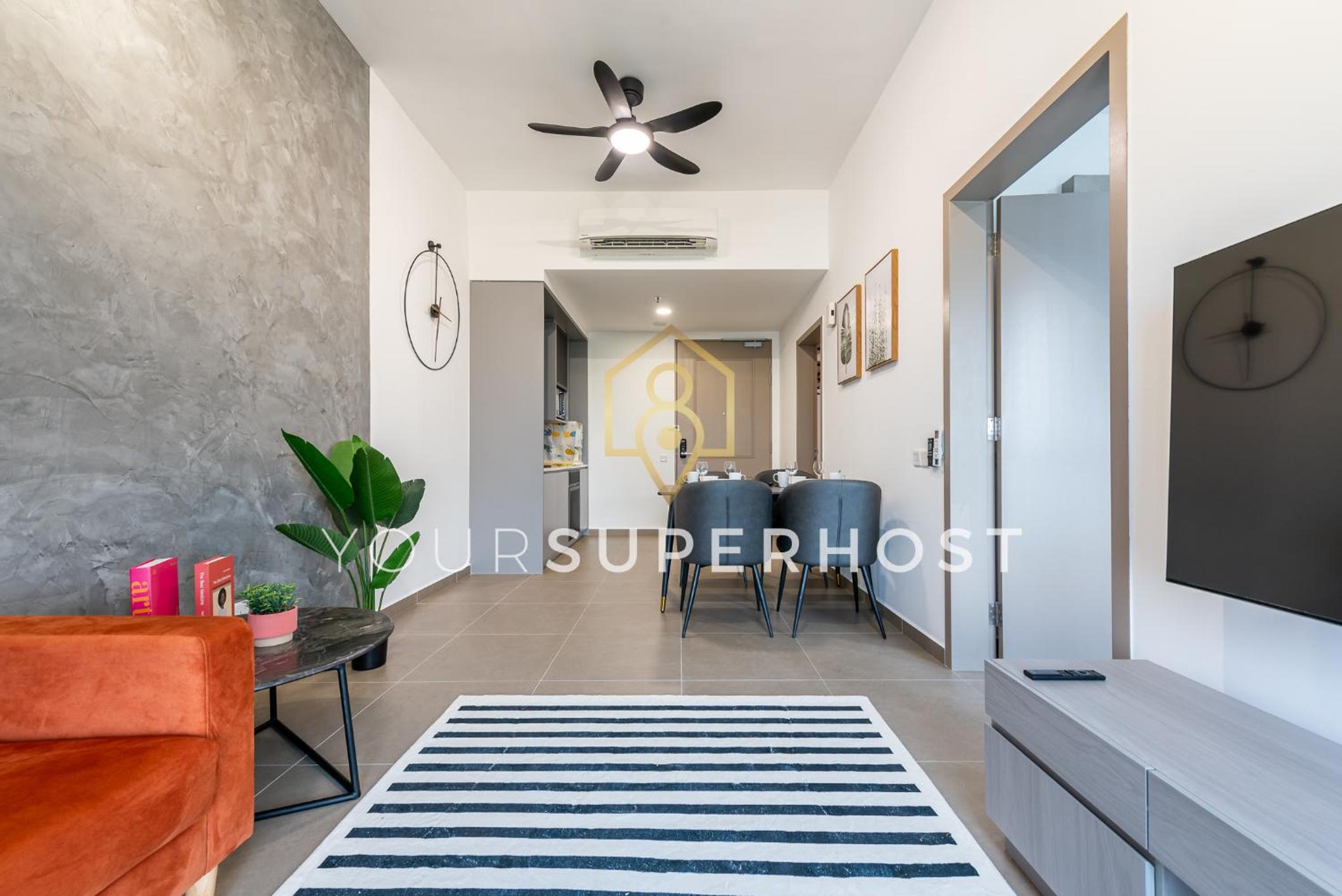 Two-Bedroom Deluxe Apartment - Photo 11