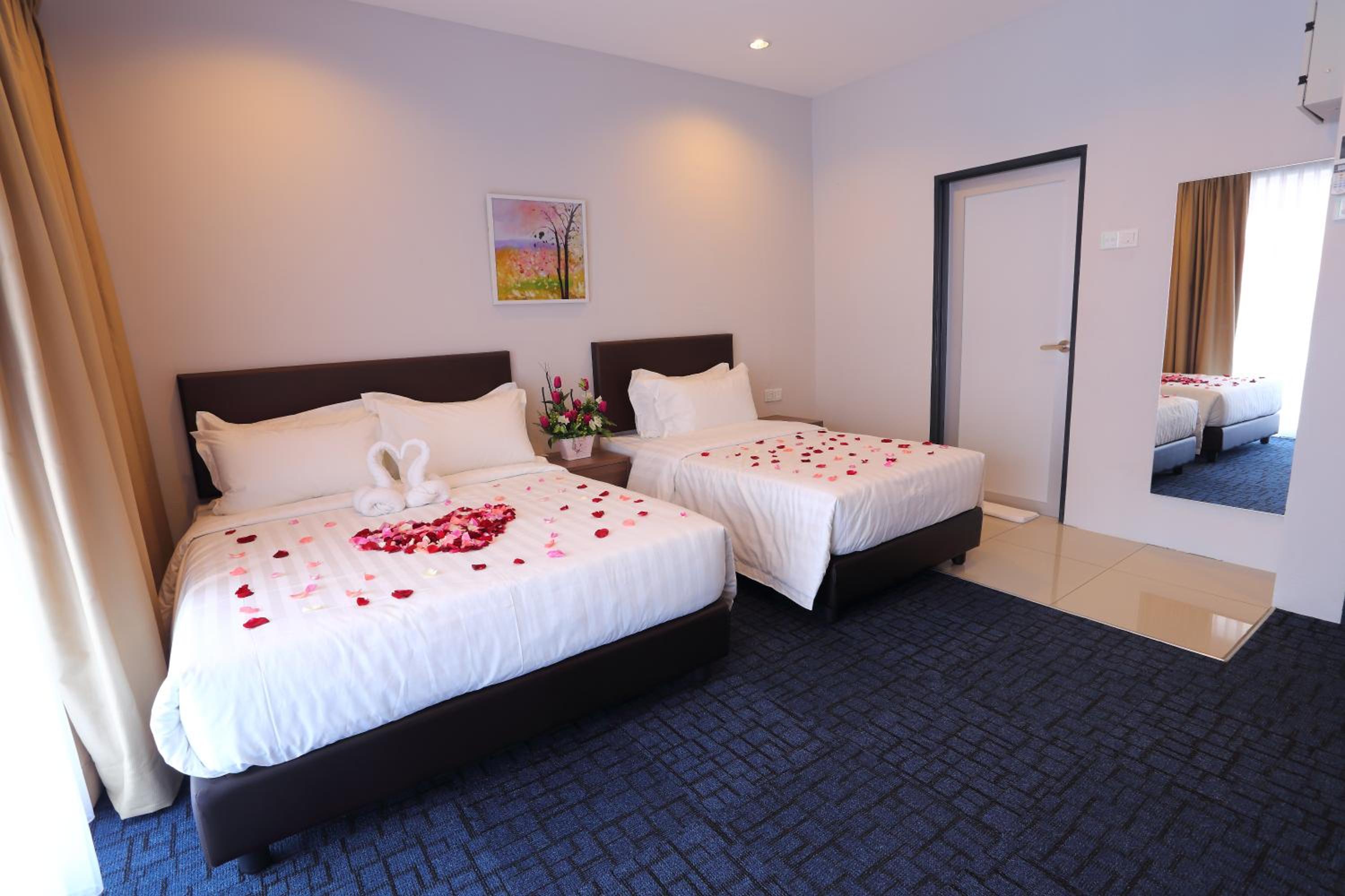 Executive Deluxe Triple Room photo 3