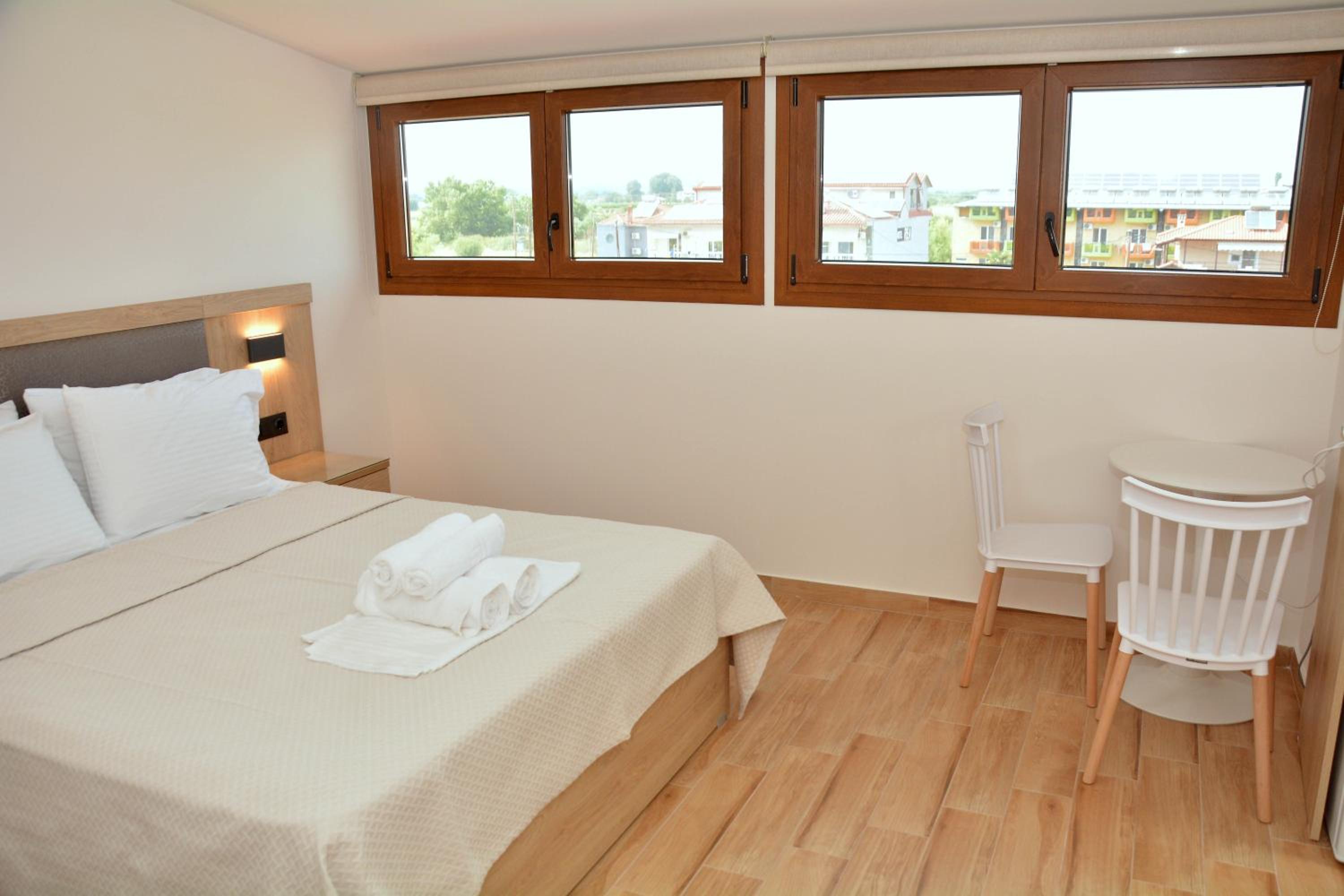 Superior Triple Room - Photo 6
