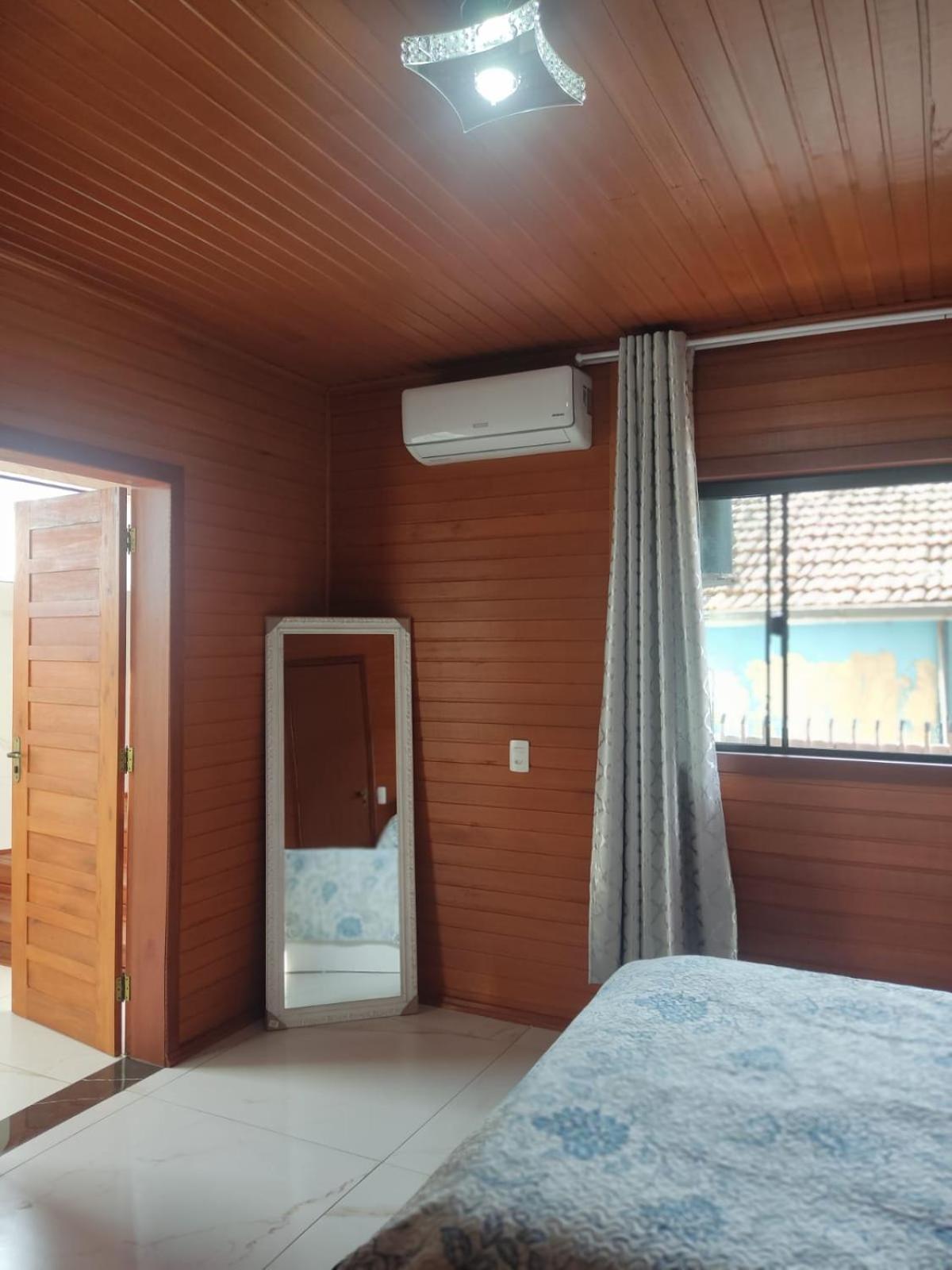 Two-Bedroom House photo 3