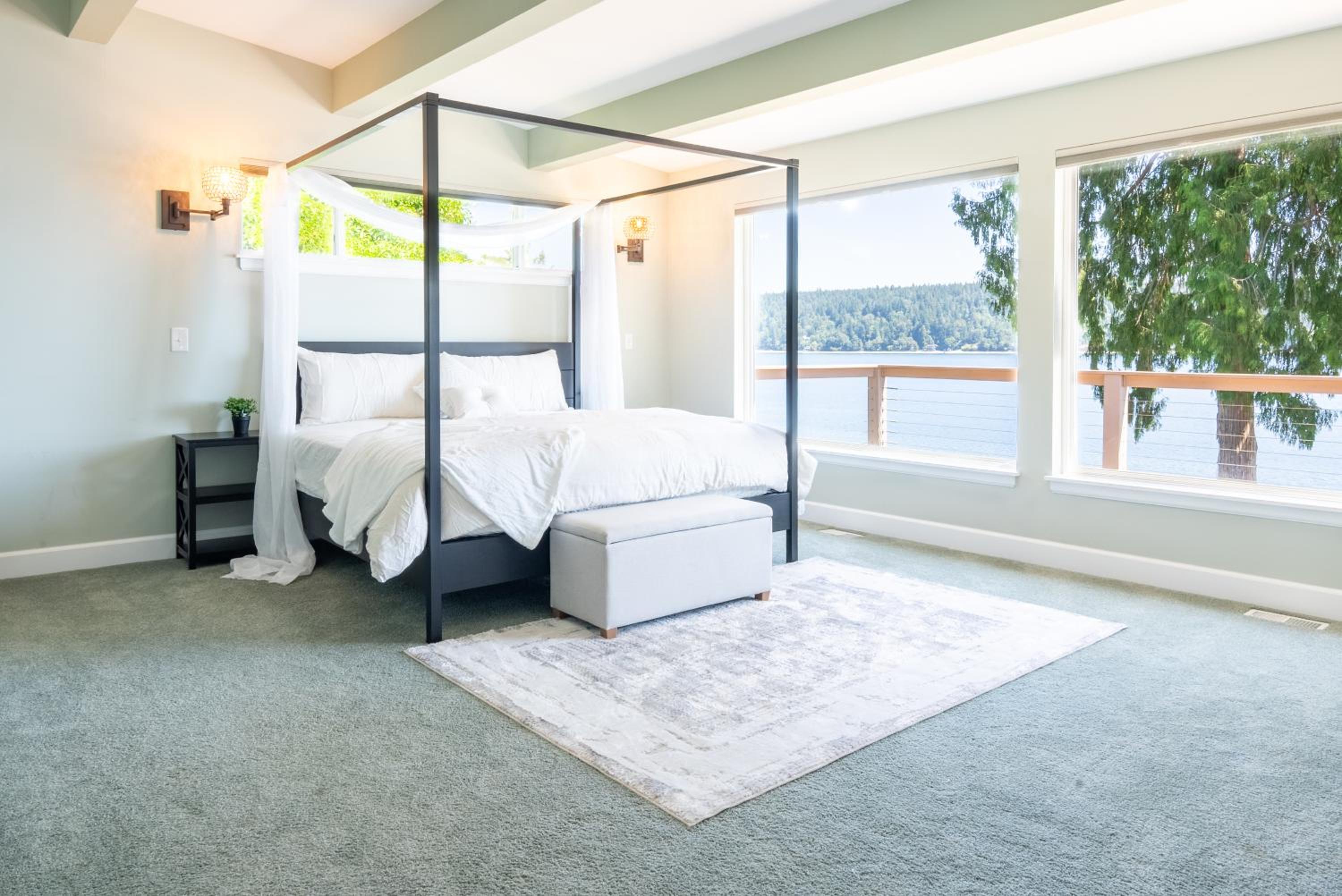 Four-Bedroom House photo 1