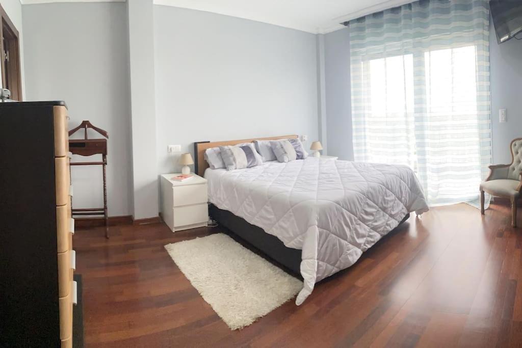 Casa de cuatro habitaciones