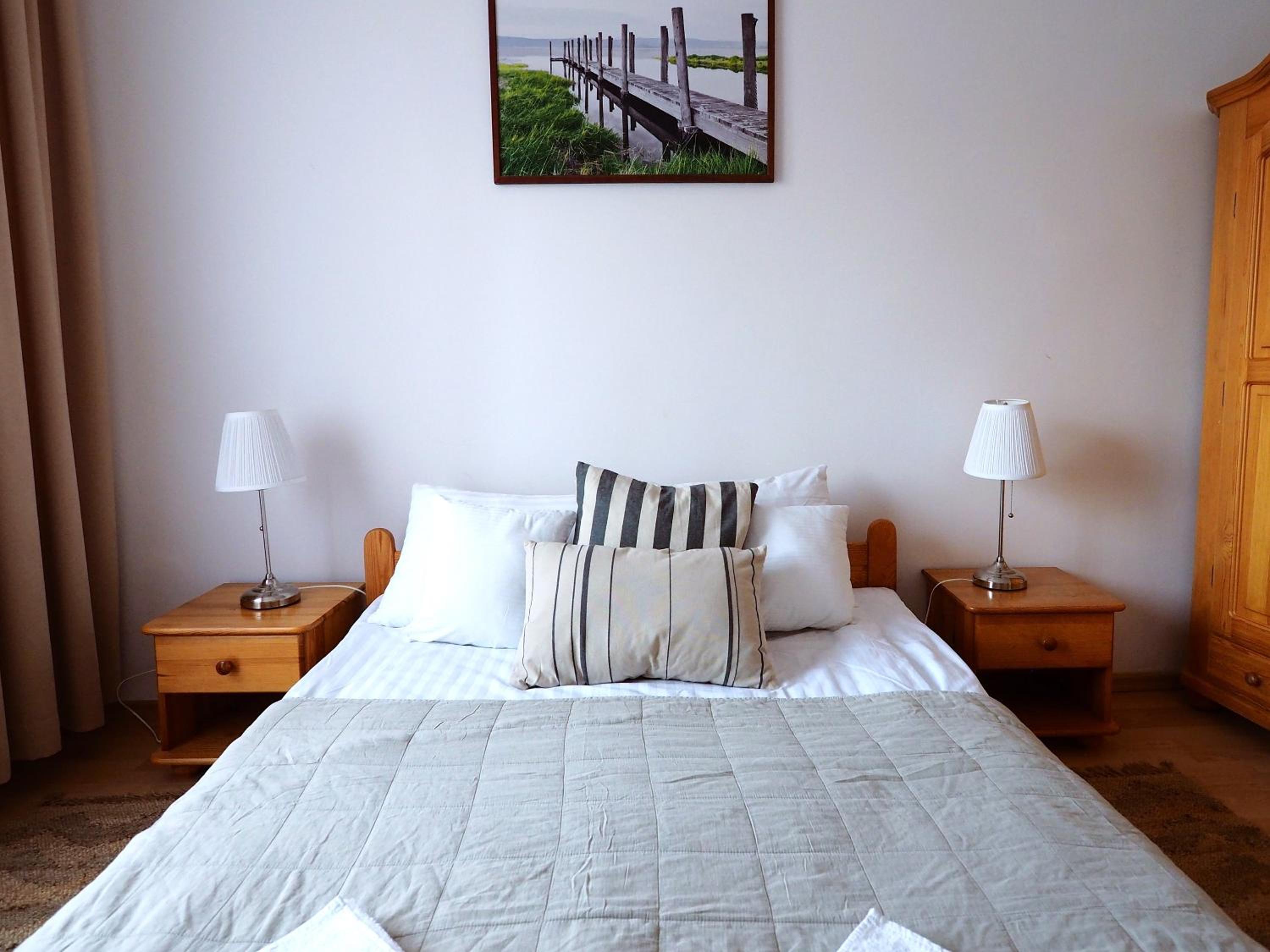 One-Bedroom Apartment with Balcony photo 2