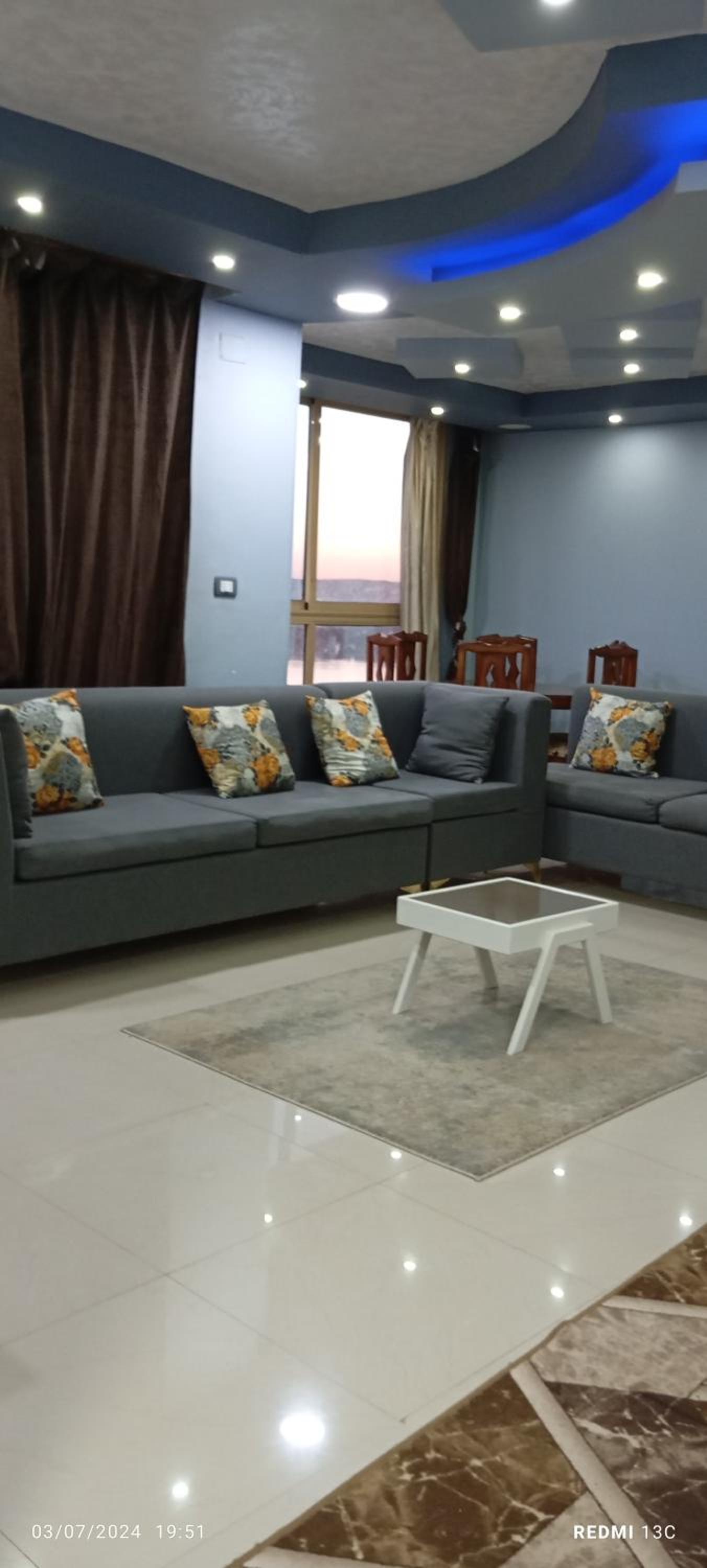 Three-Bedroom Apartment with Sea View photo 1