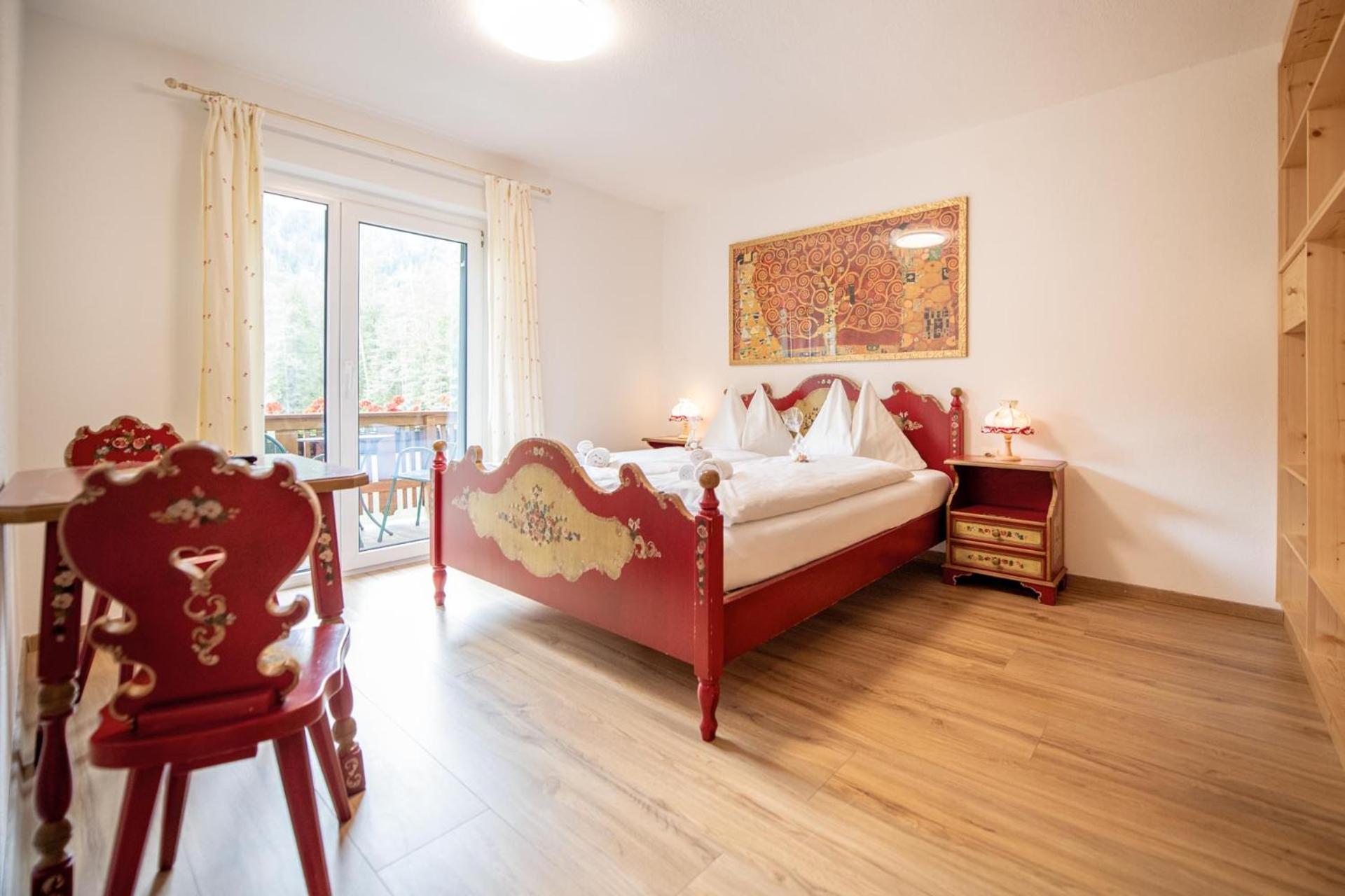 Quadruple Room with Lake View photo 2
