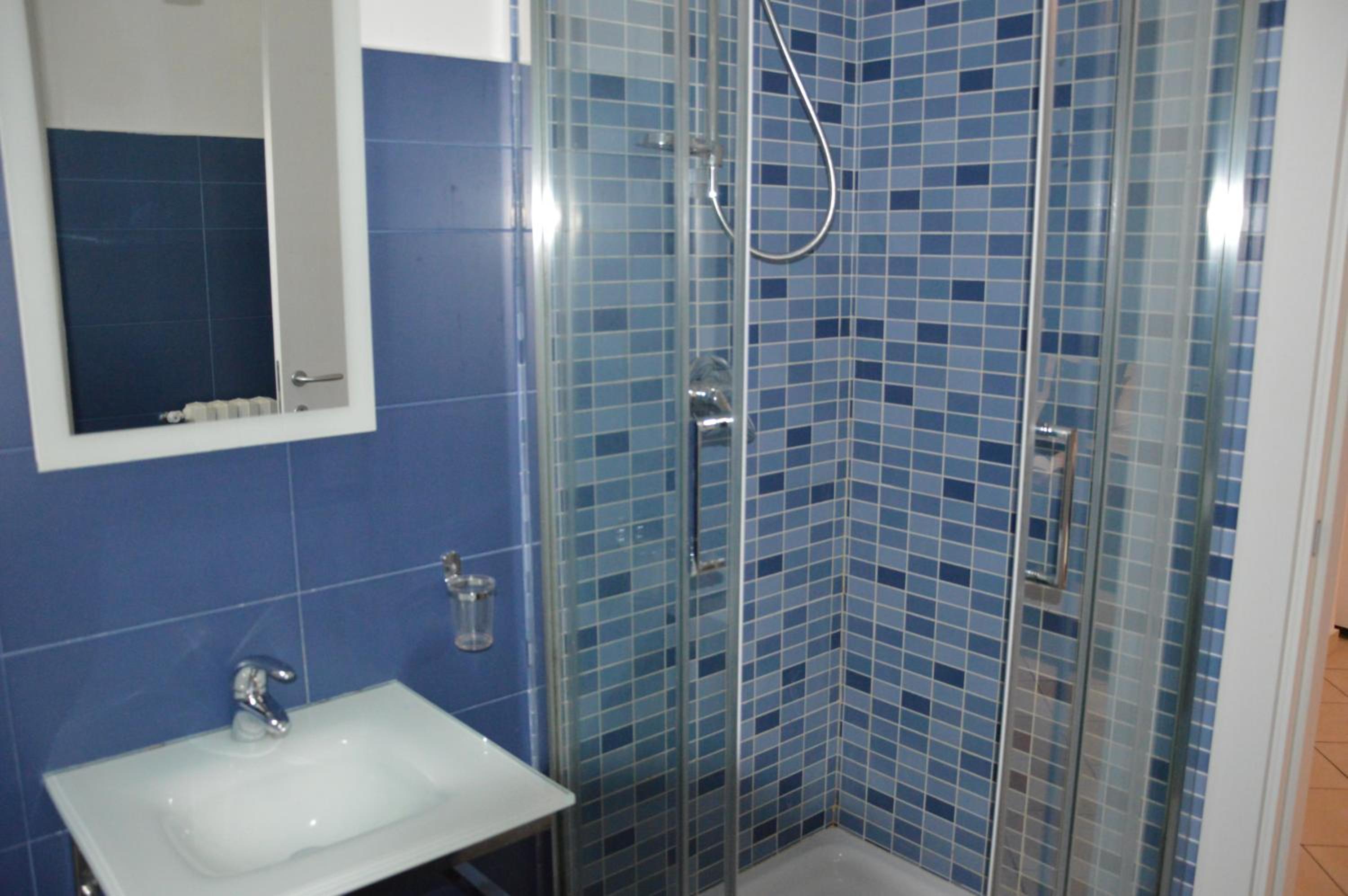 Deluxe Double Room with Balcony photo 2