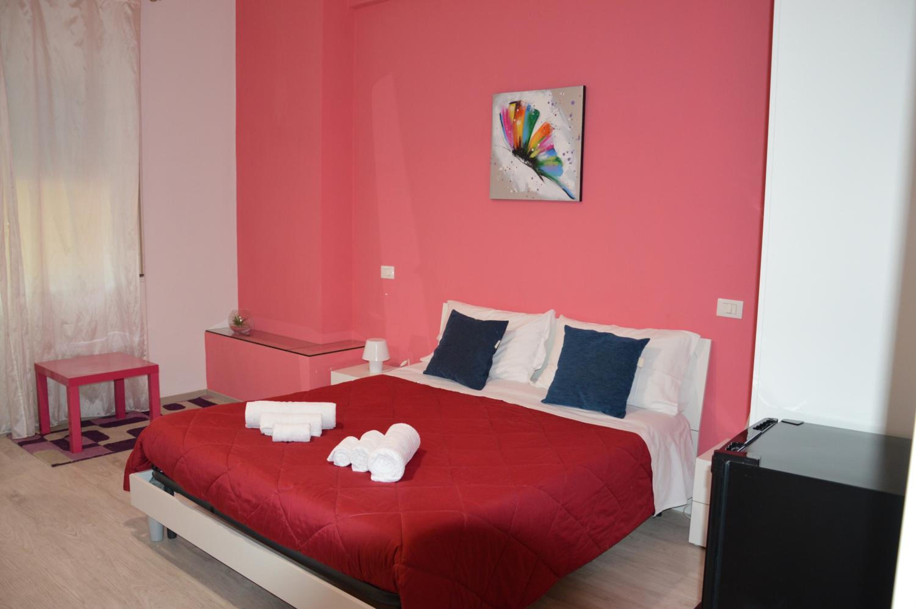 Large Double Room photo 3